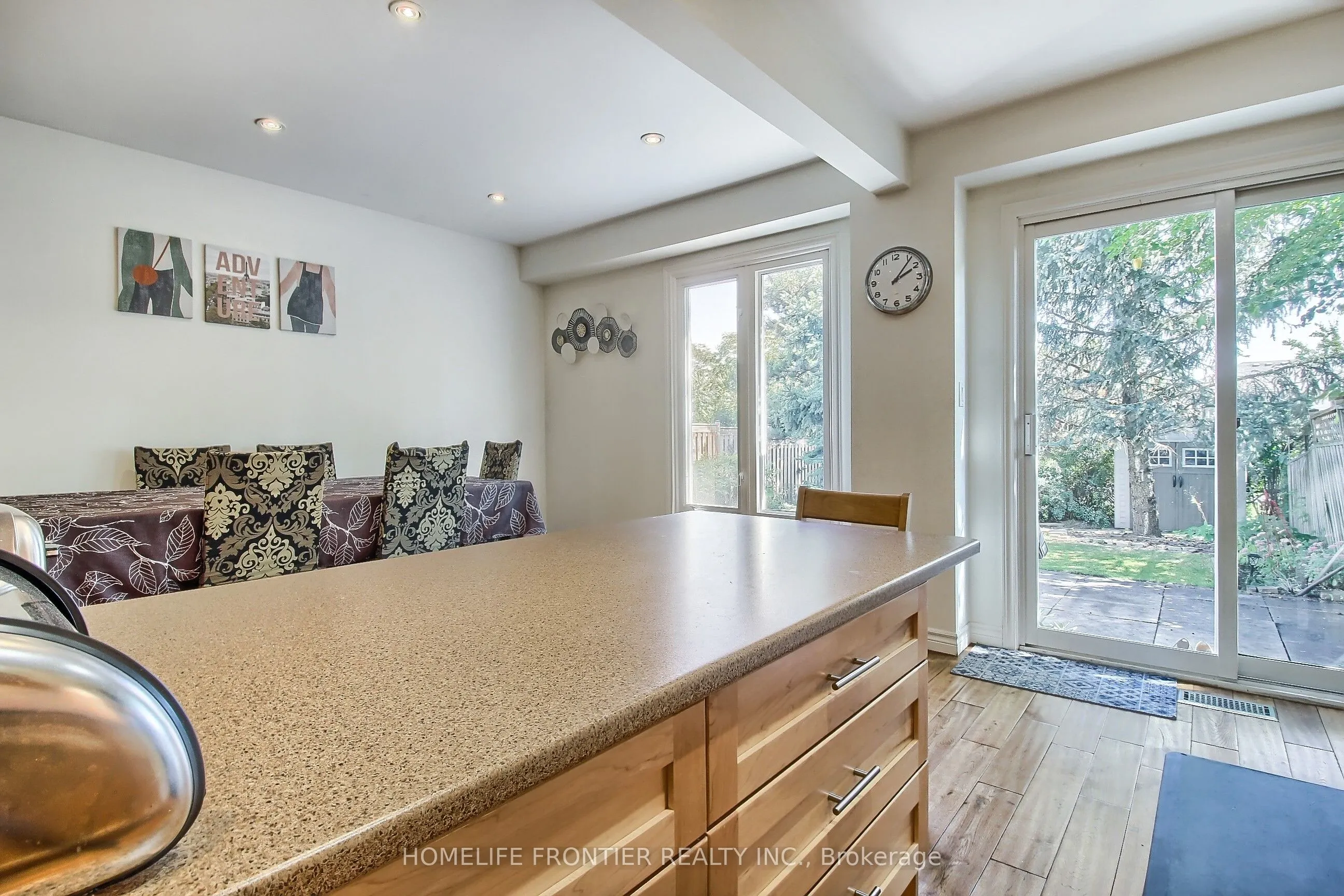 256 Ross Lane