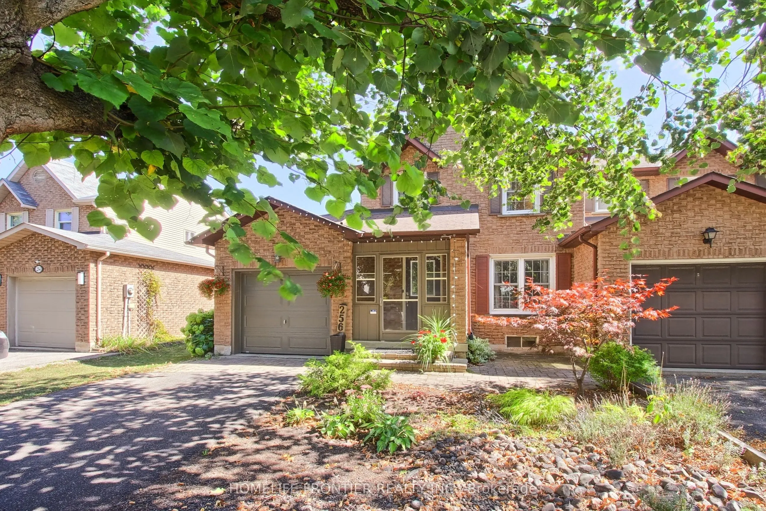 256 Ross Lane