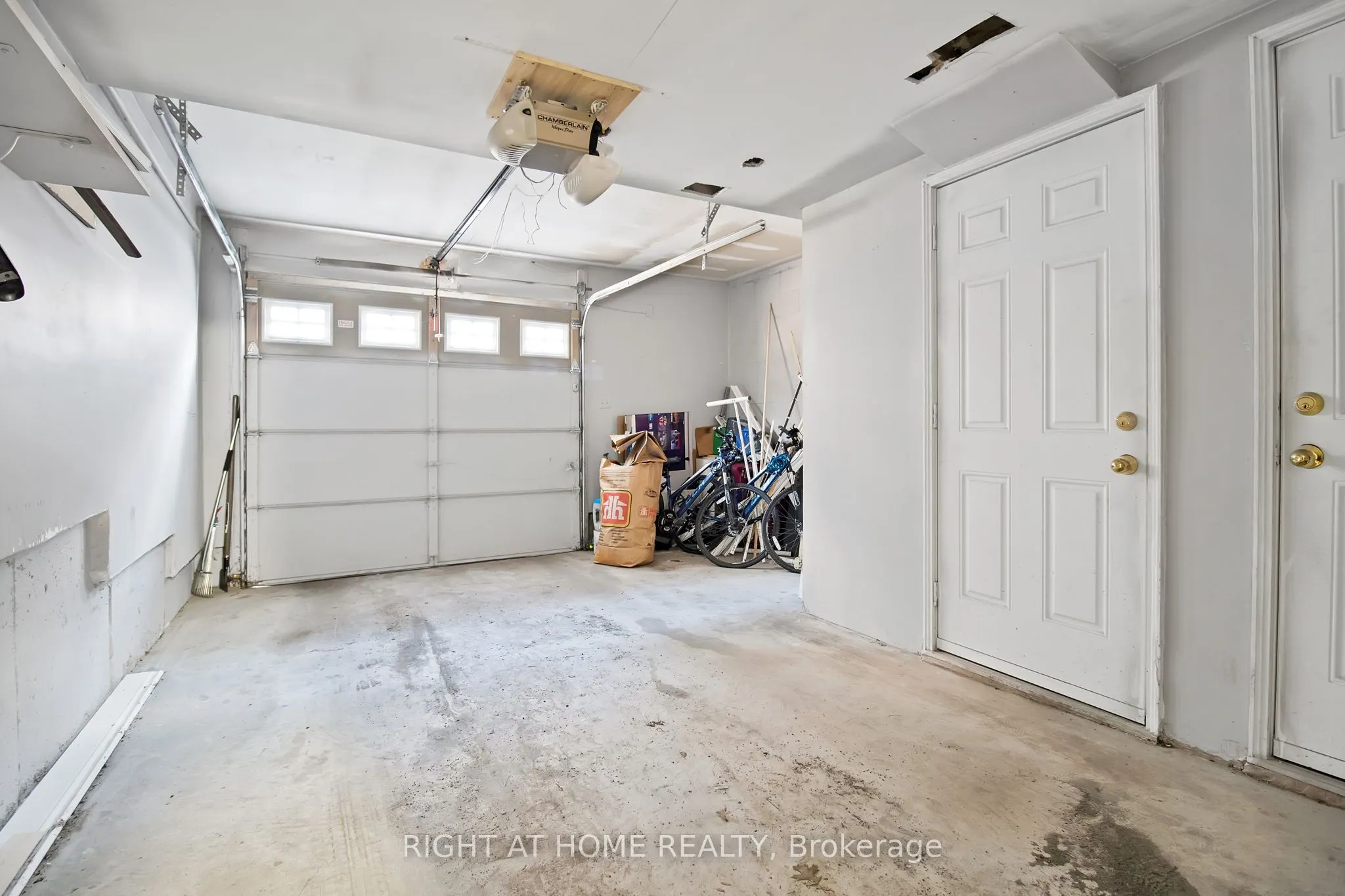 31 Judy Sgro Avenue