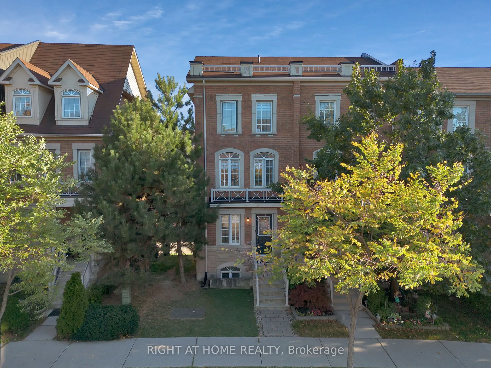 31 Judy Sgro Avenue