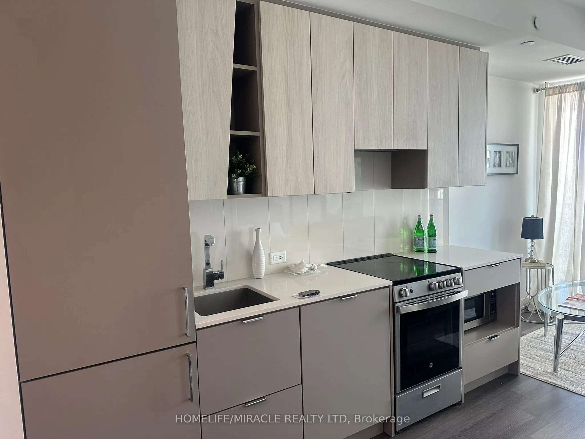 3883 Quartz Road, #4010