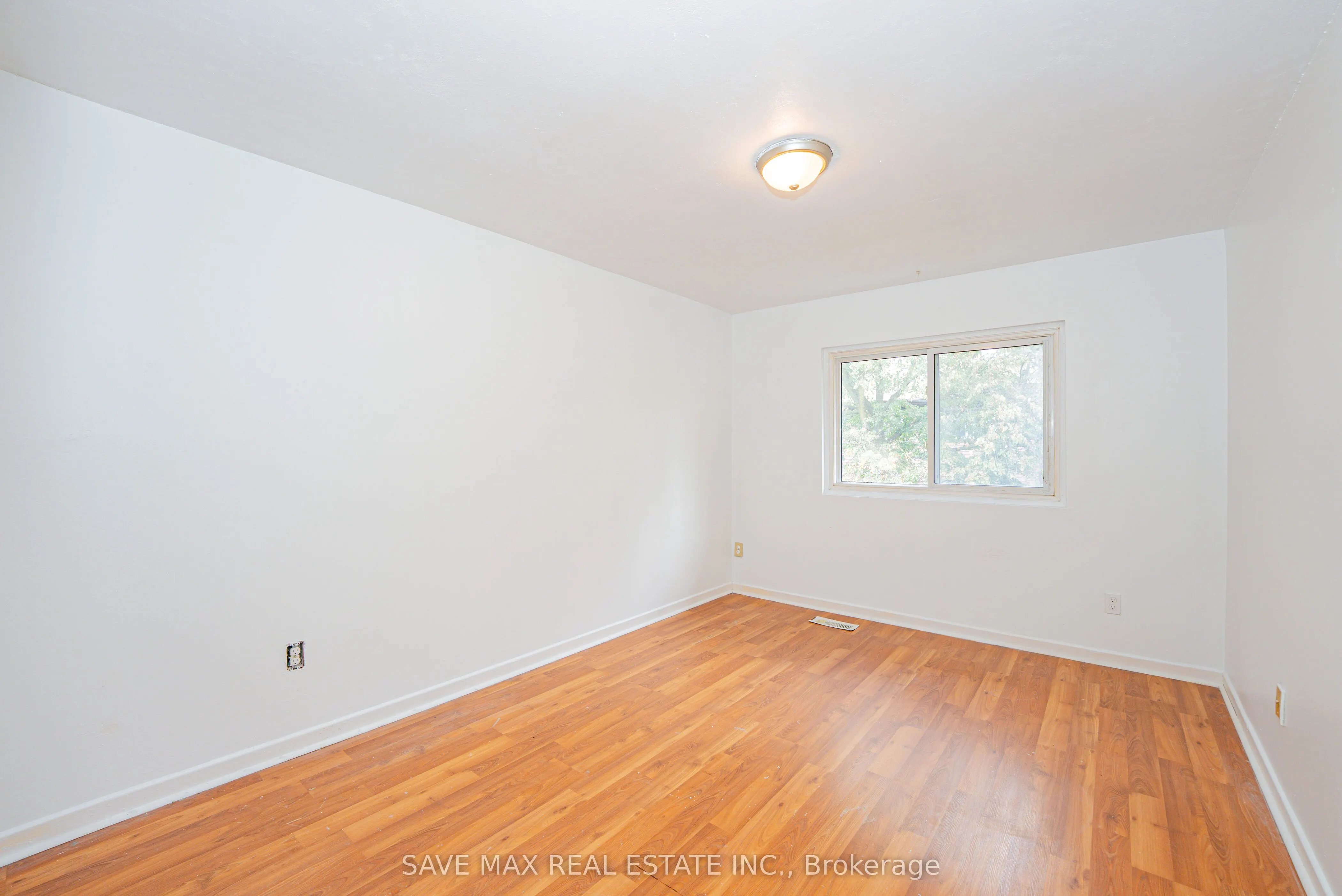 2301 Derry Road W, #20