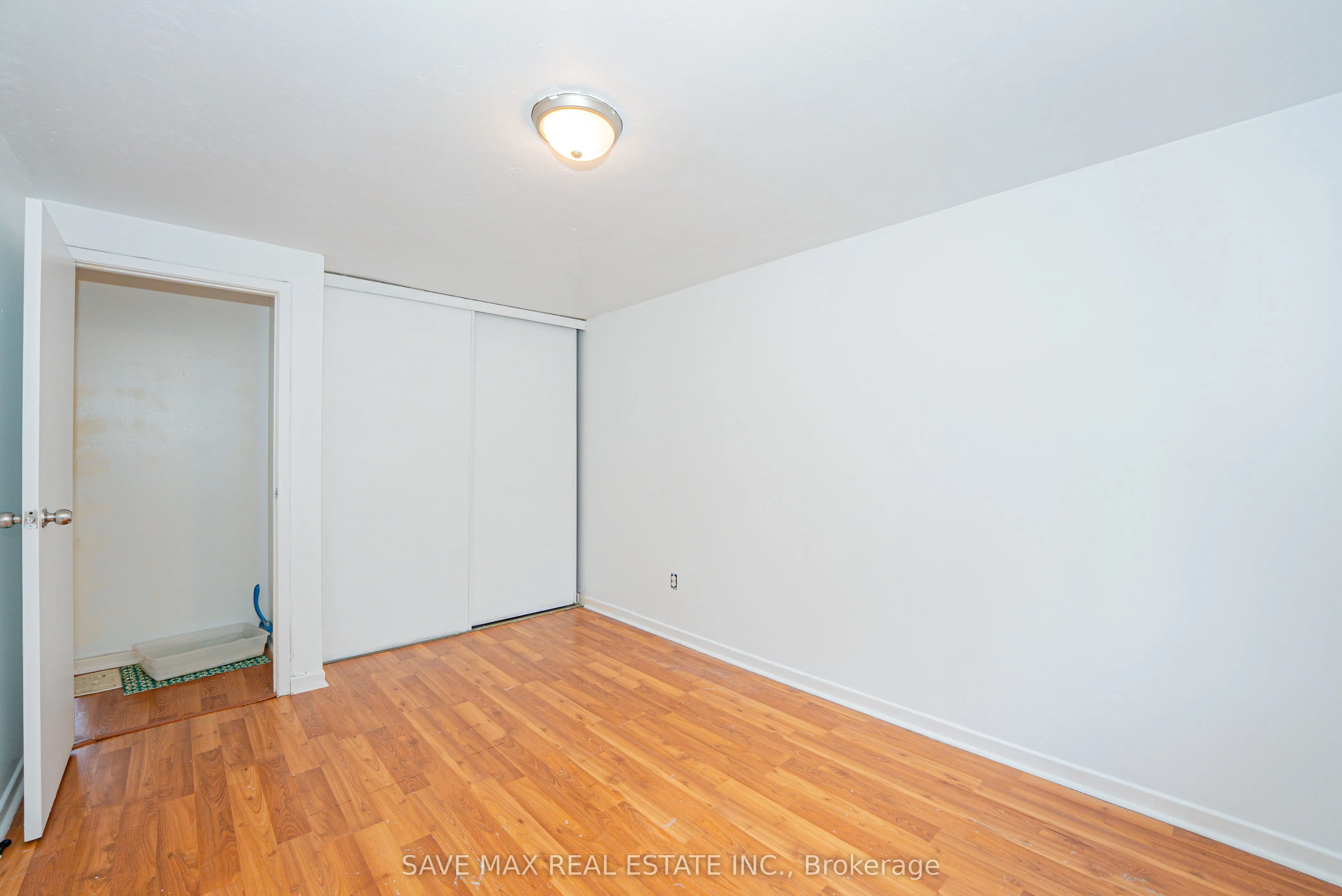 2301 Derry Road W, #20