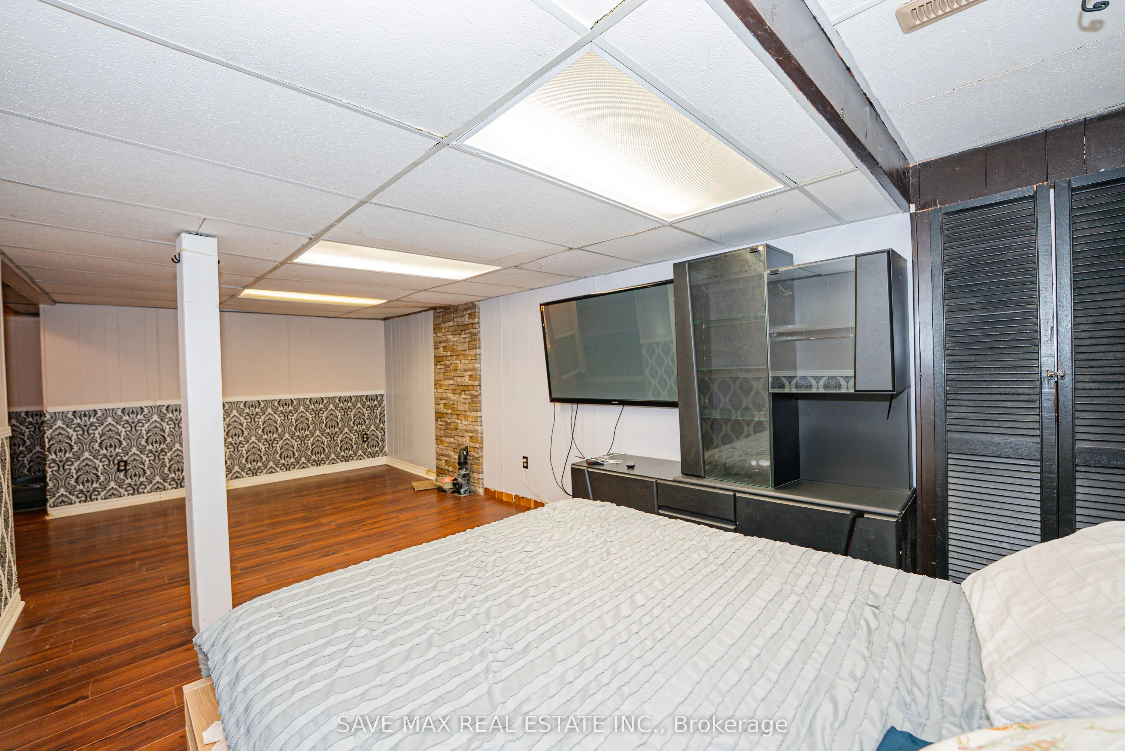 2301 Derry Road W, #20