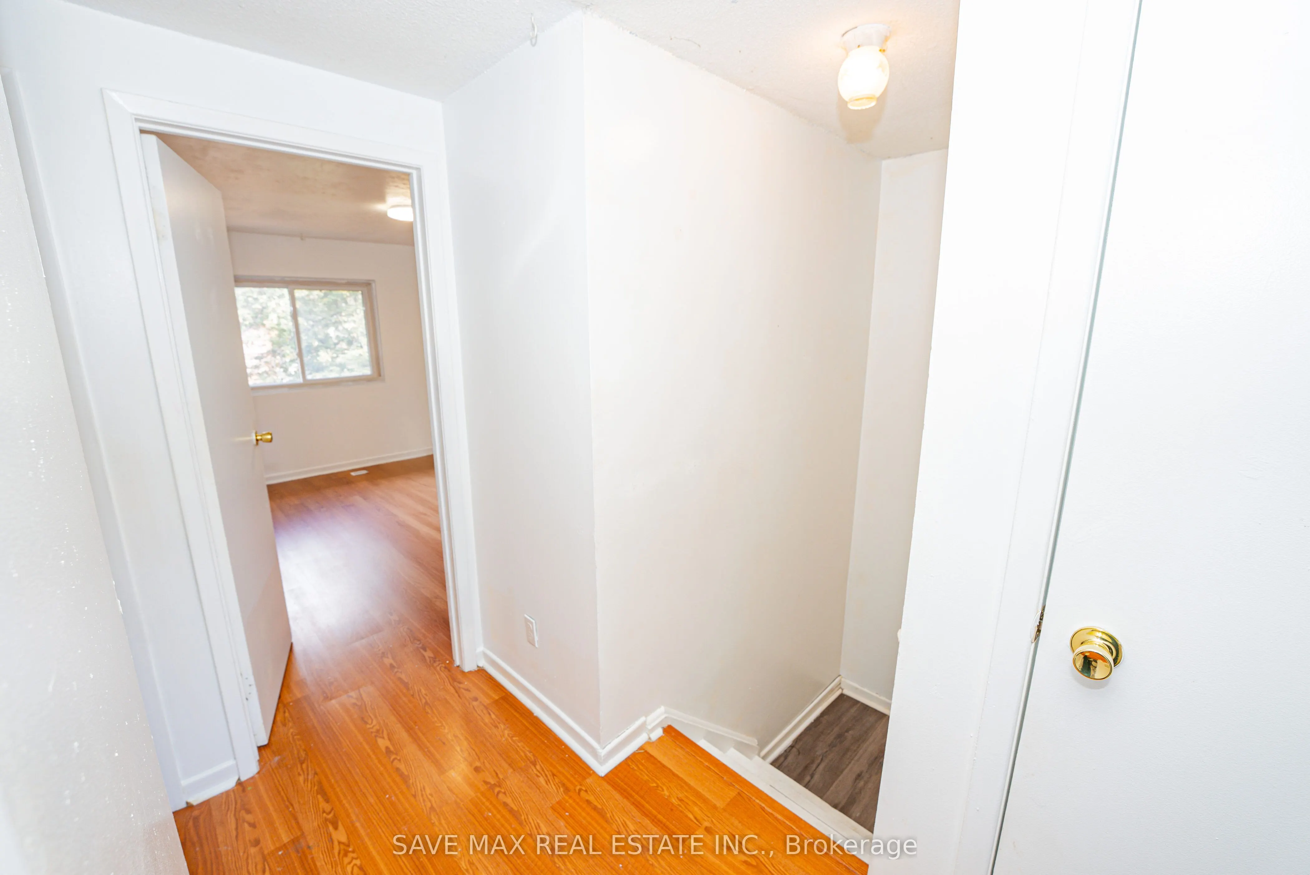 2301 Derry Road W, #20