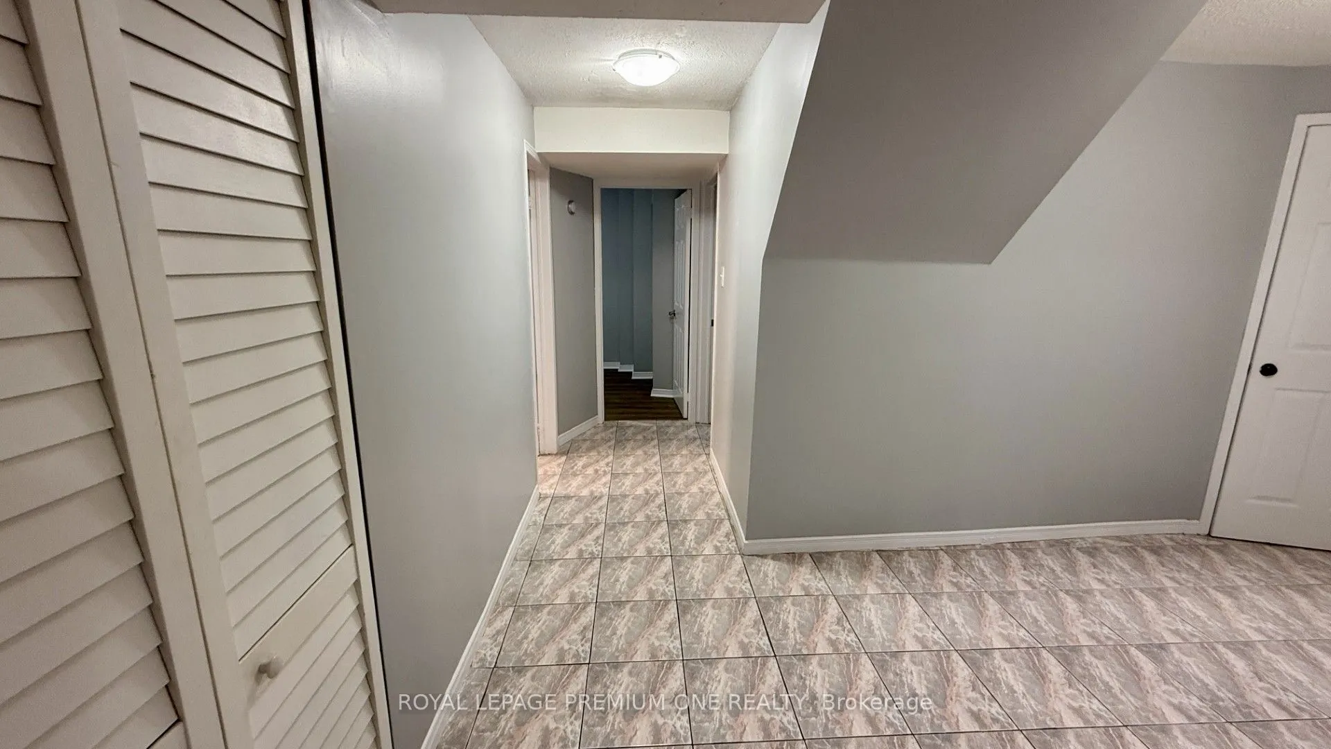 4436 Grassland Crescent, #Lower