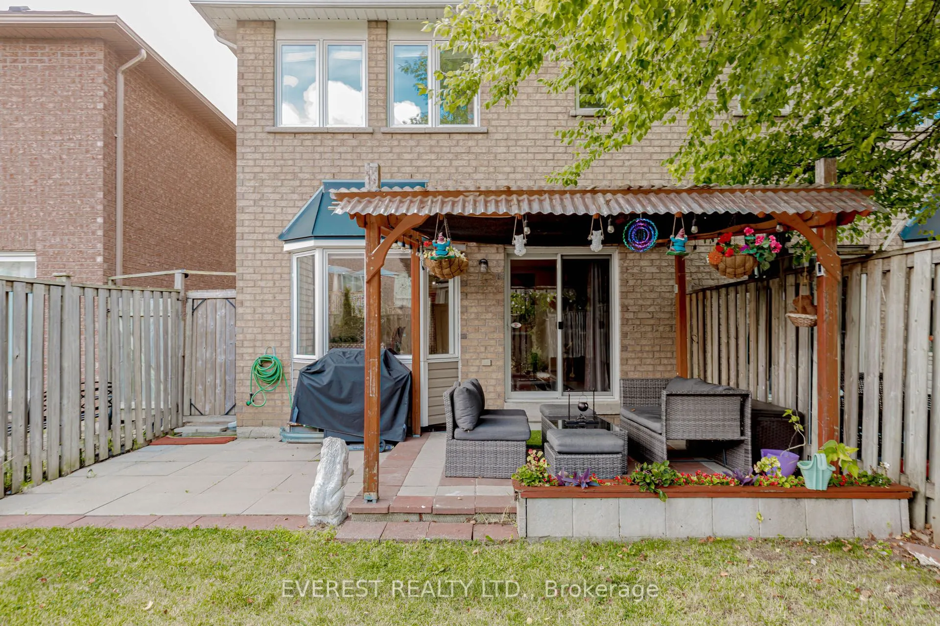 7688 Black Walnut Trail
