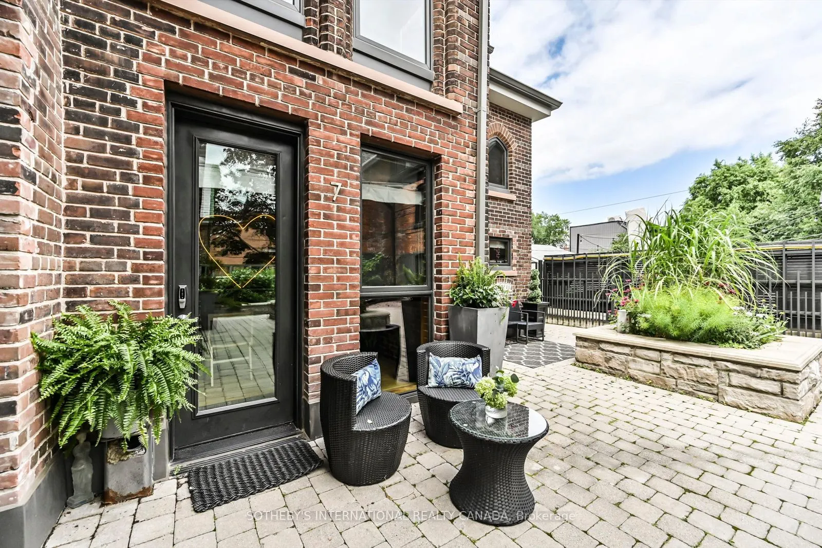 40 Westmoreland Avenue, #TH7