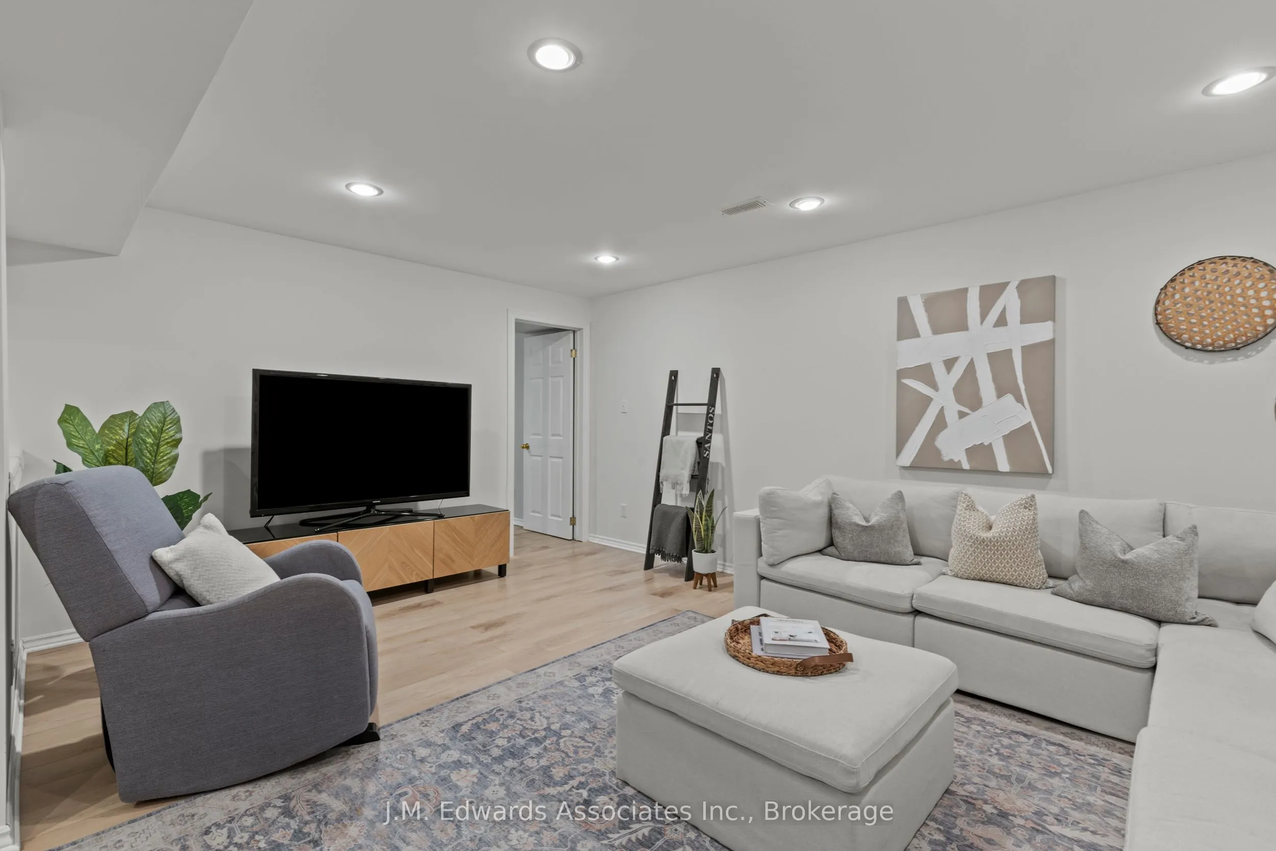 2240 Osprey Lane