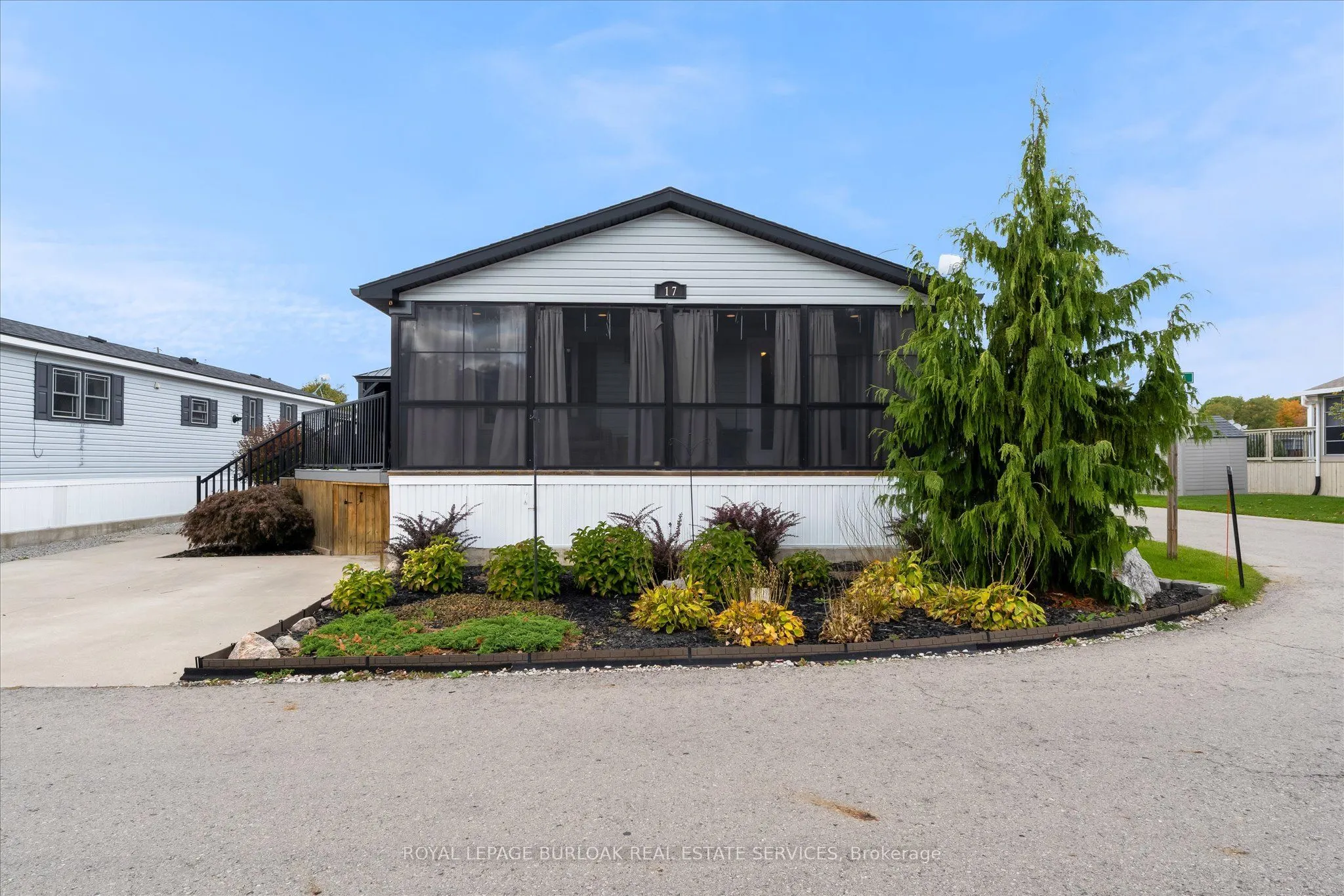 4449 Milburough Line