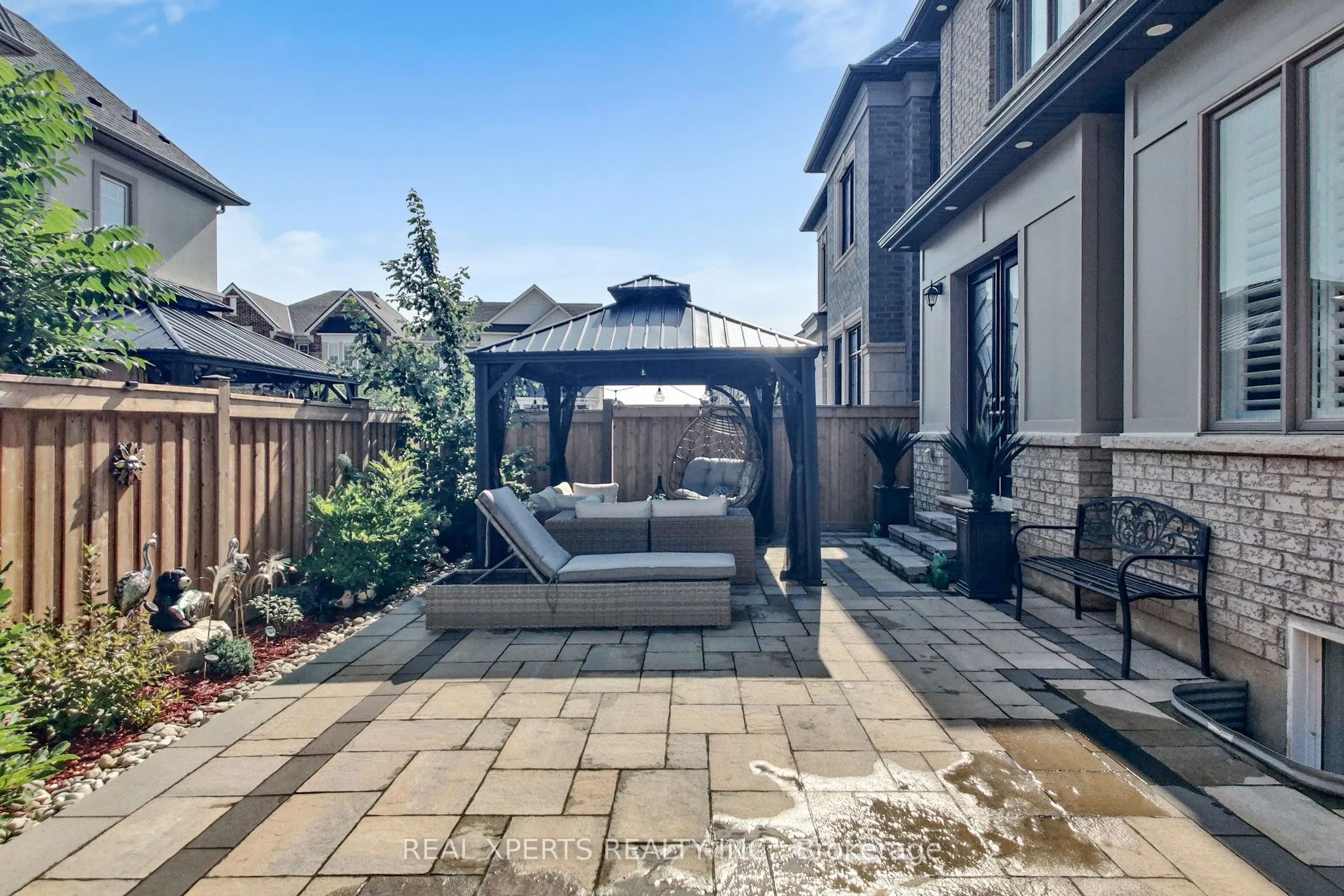 3359 Post Road