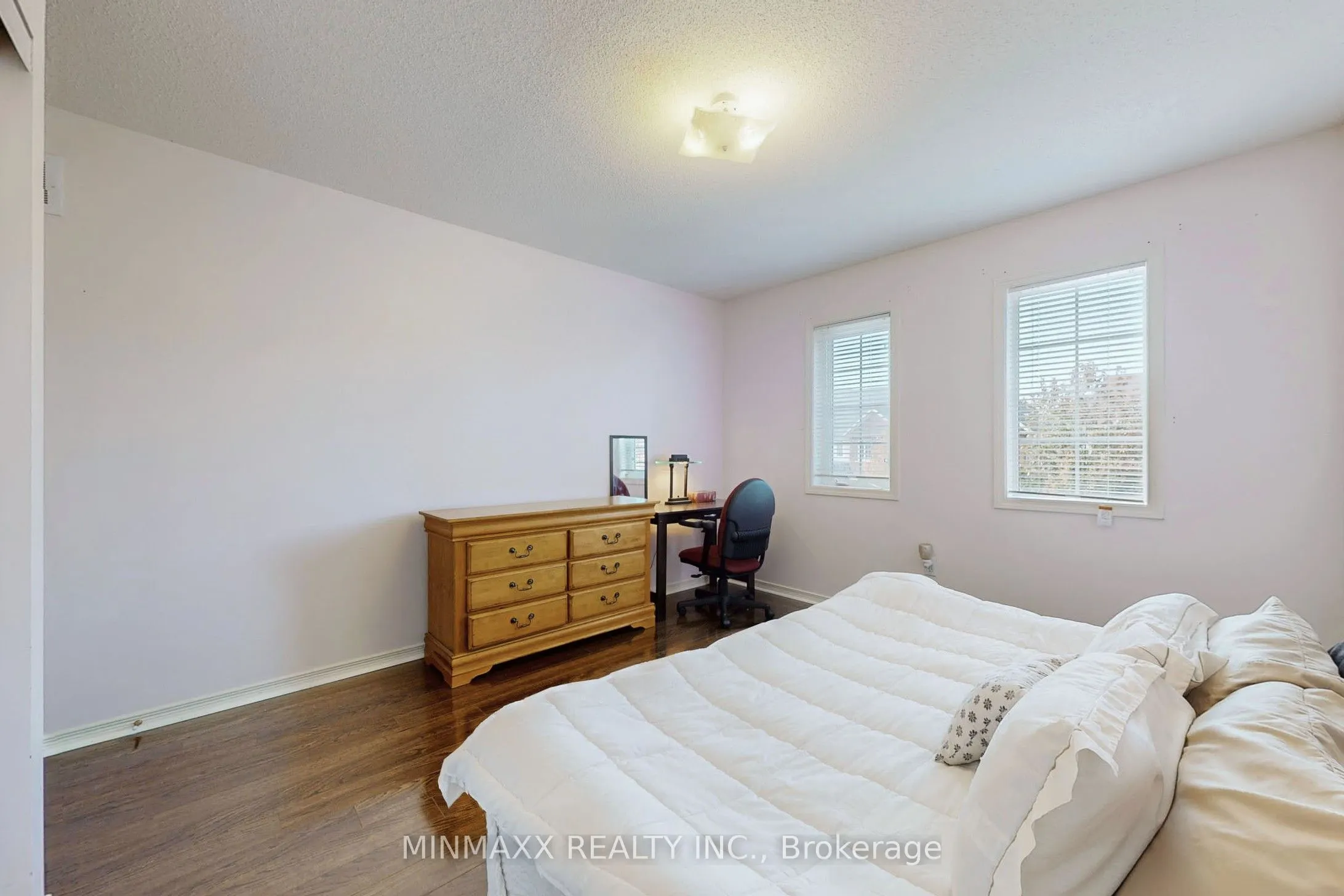 420 Hobbs Crescent