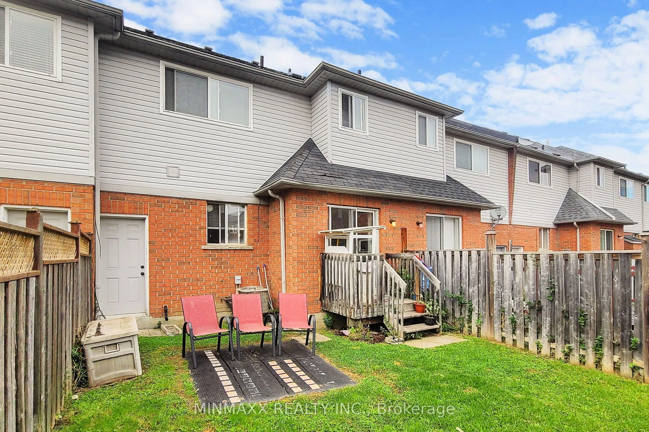 420 Hobbs Crescent