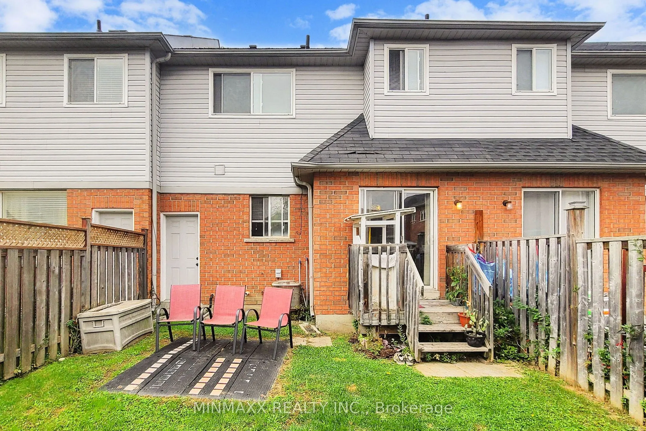 420 Hobbs Crescent