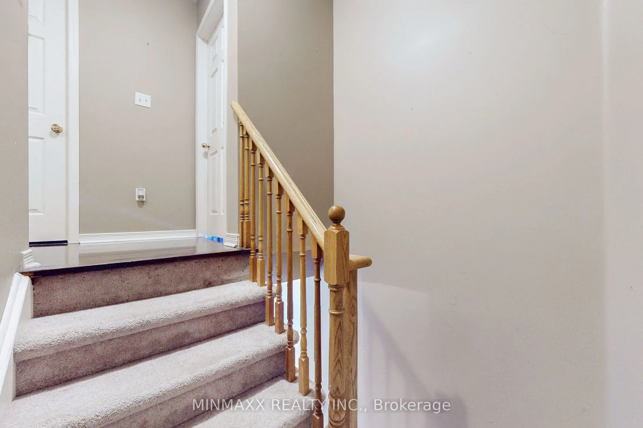420 Hobbs Crescent