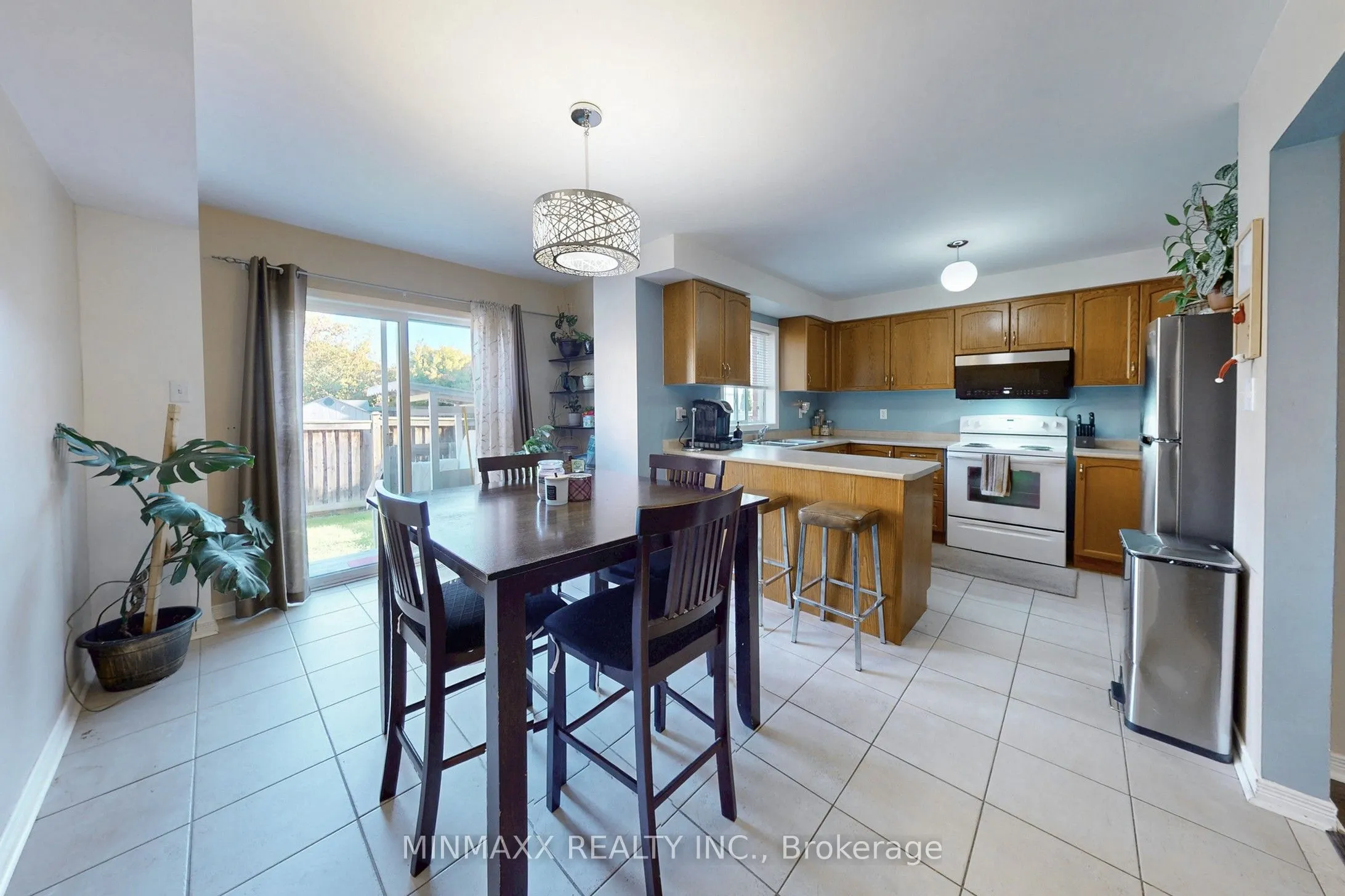 420 Hobbs Crescent