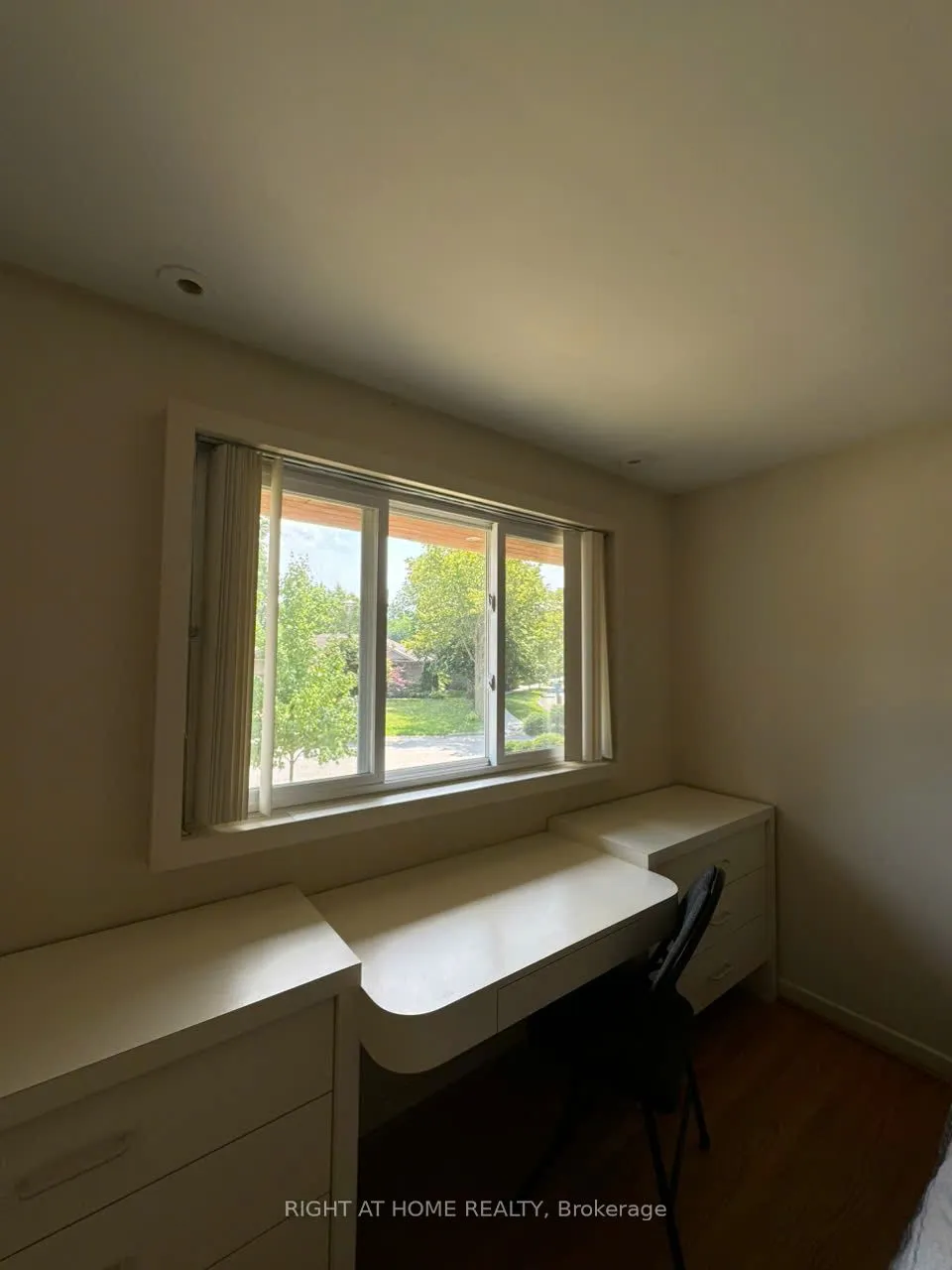 1 Cotillion Court