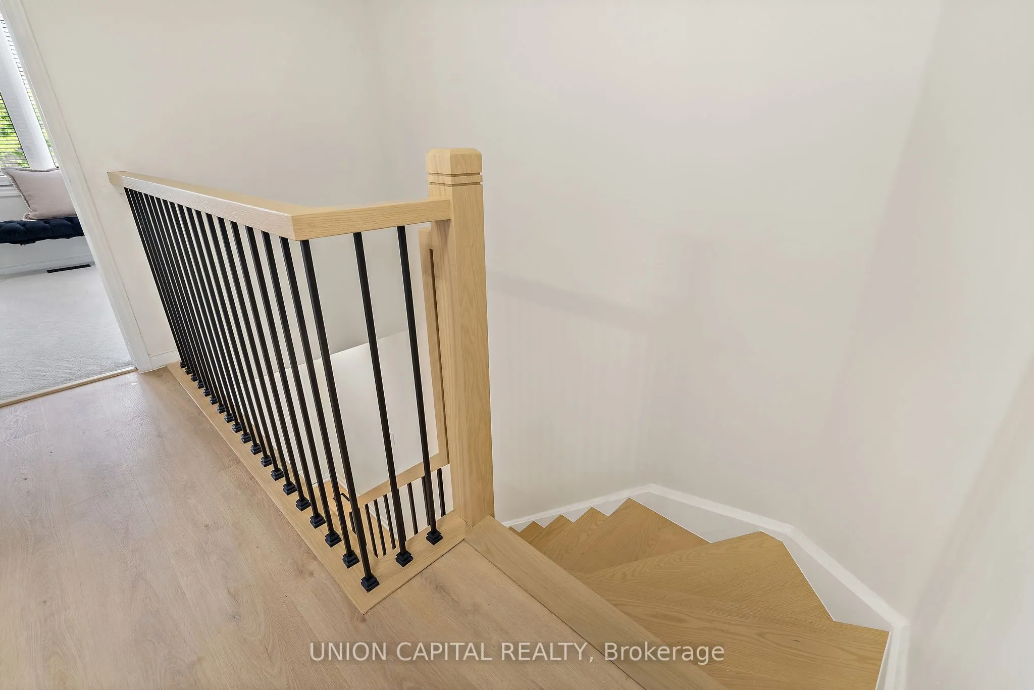 2555 Thomas Street, #106