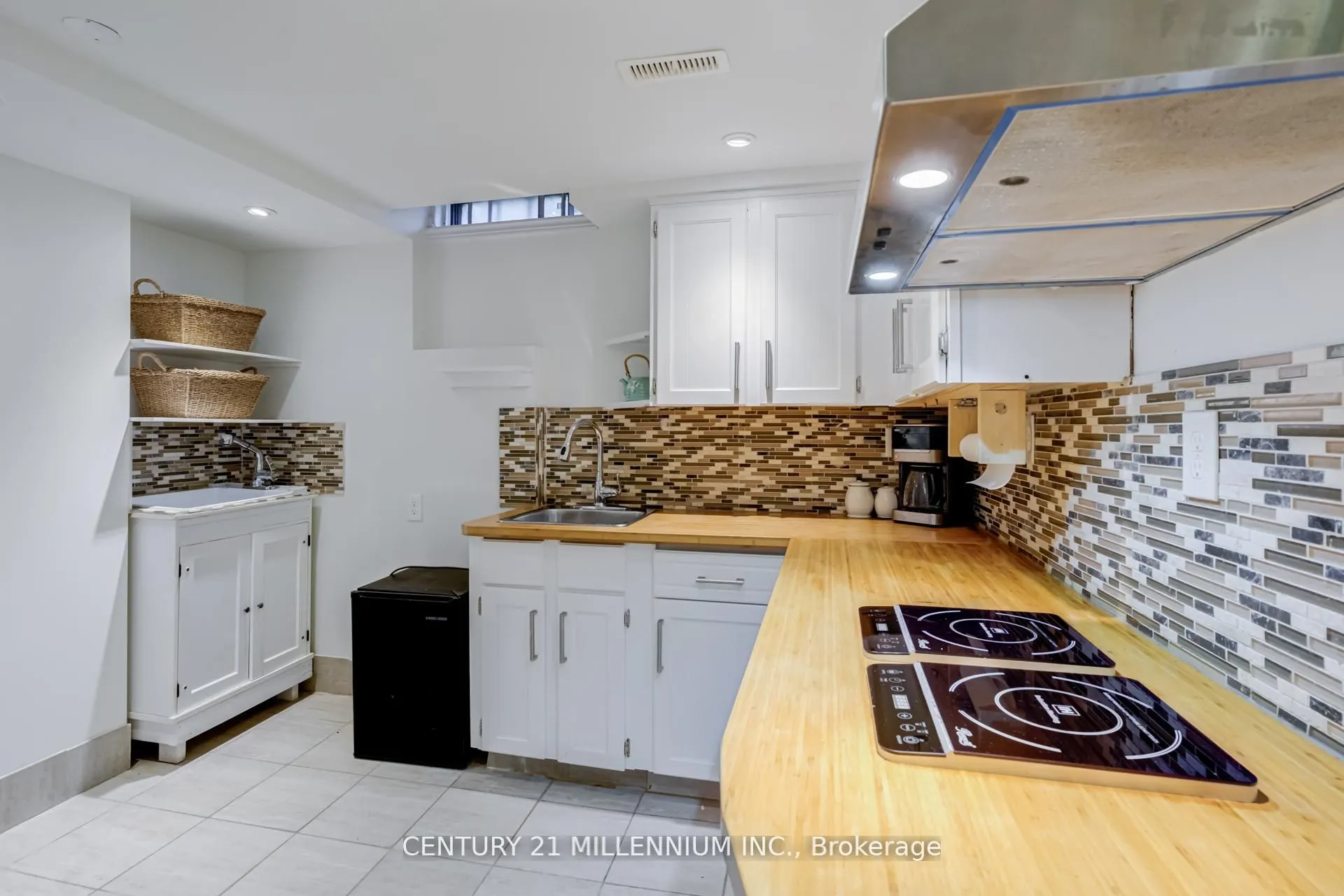 14 Milford Crescent