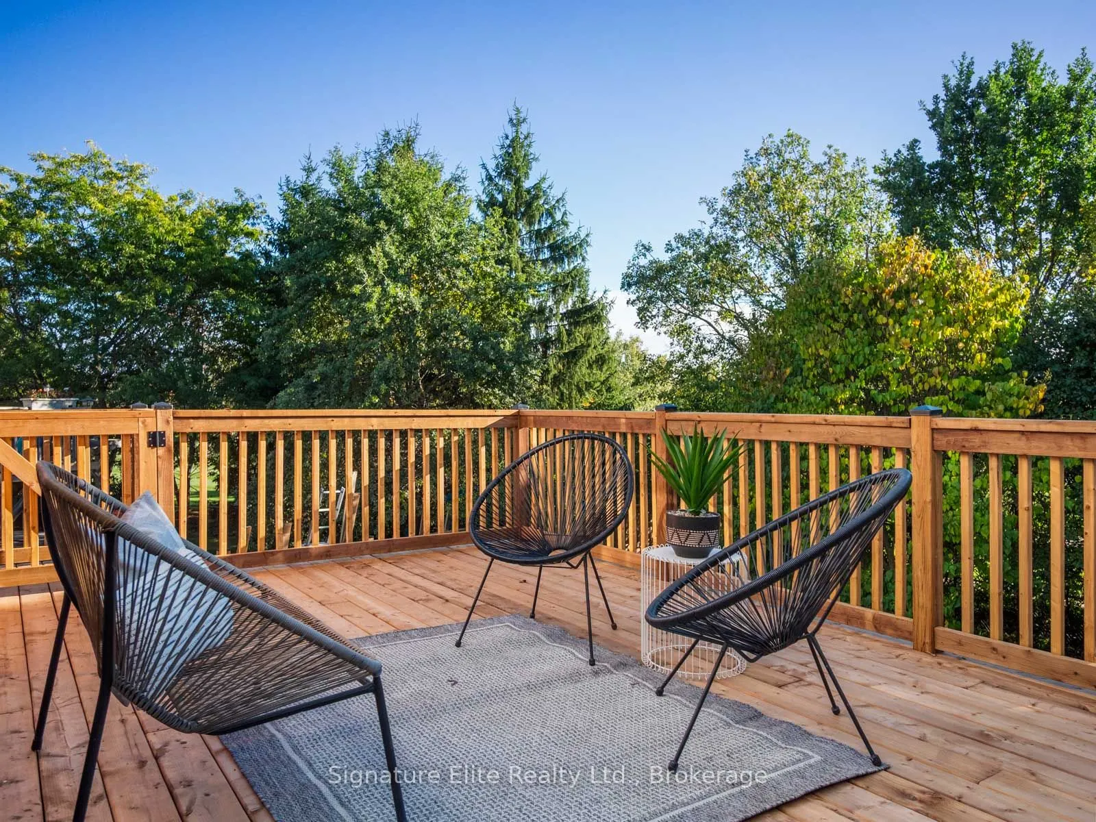 442 Levanna Lane