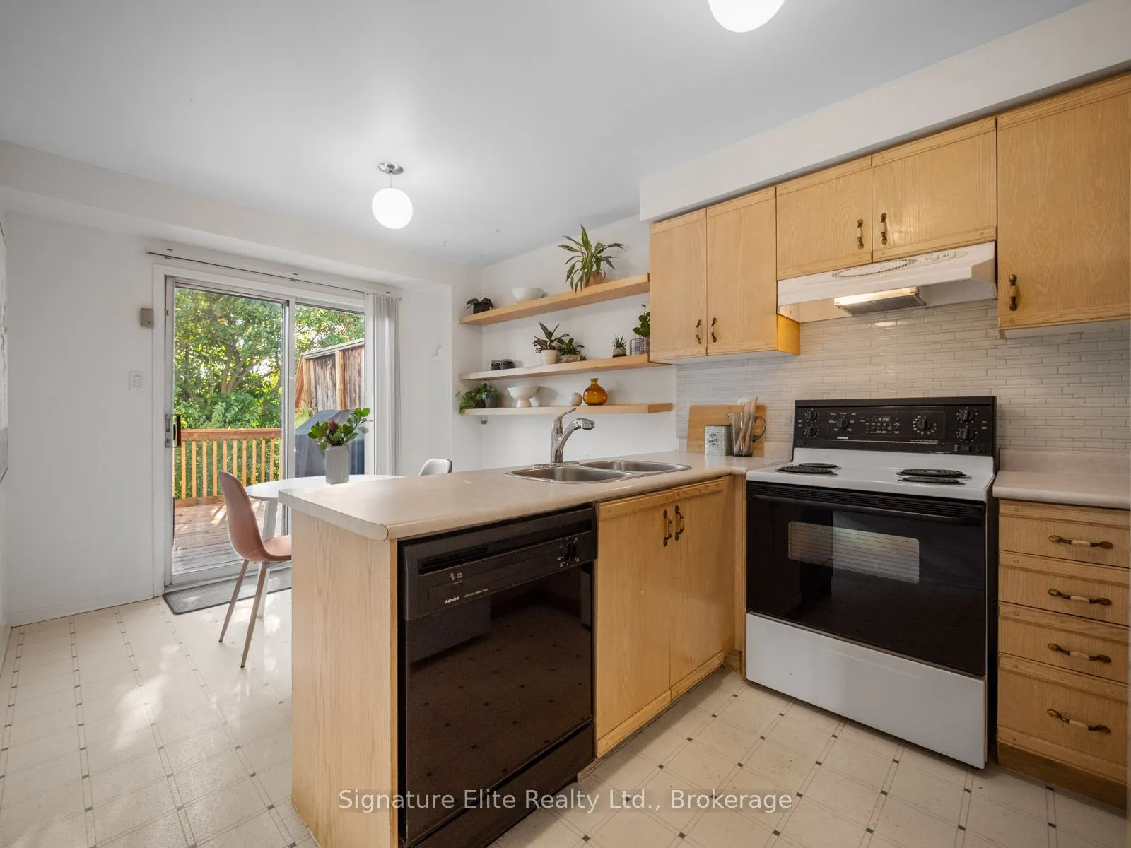 442 Levanna Lane