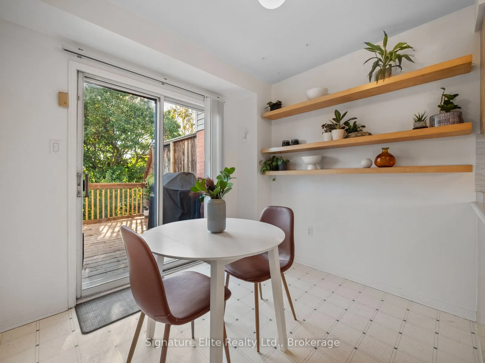 442 Levanna Lane