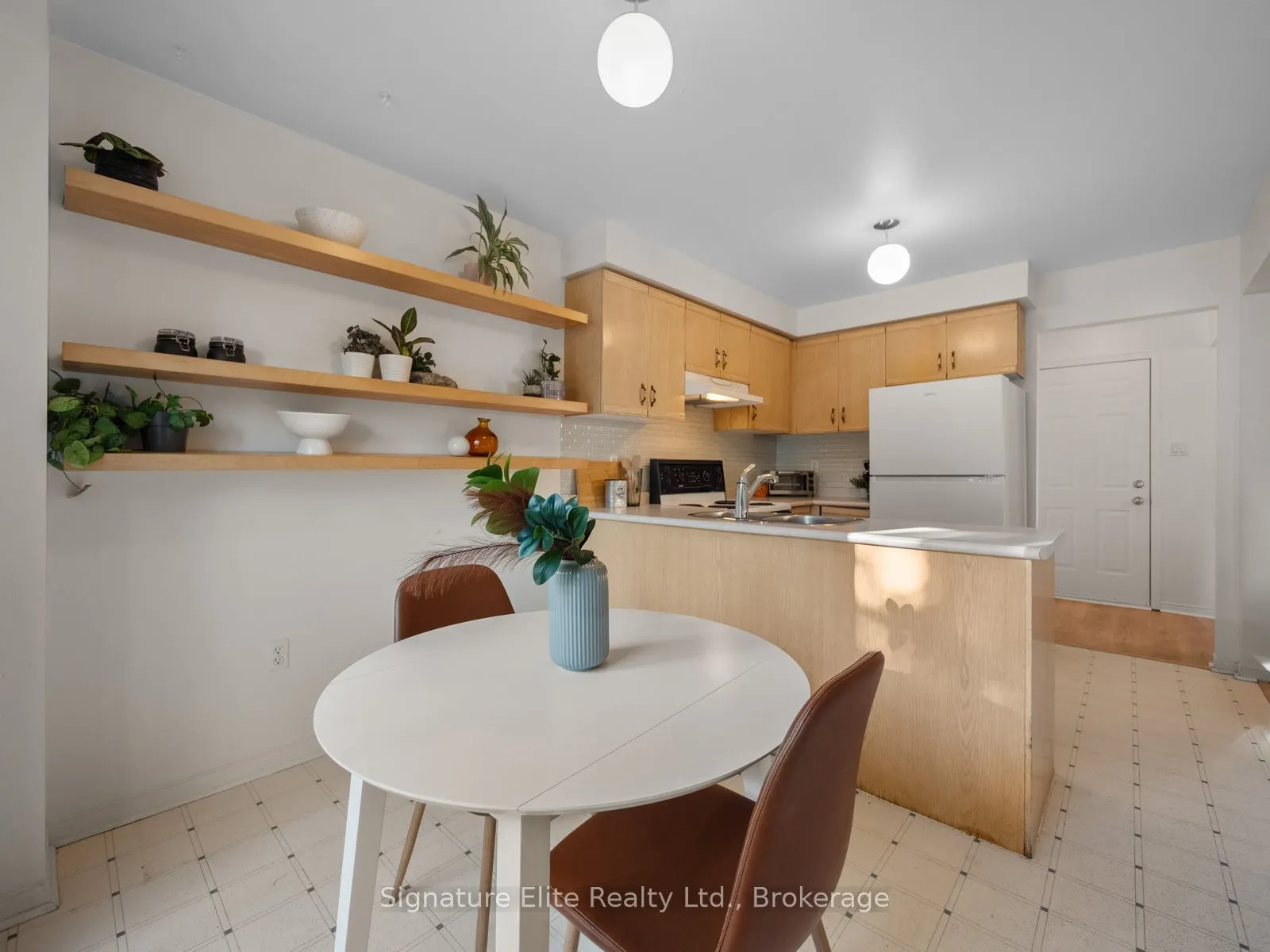 442 Levanna Lane