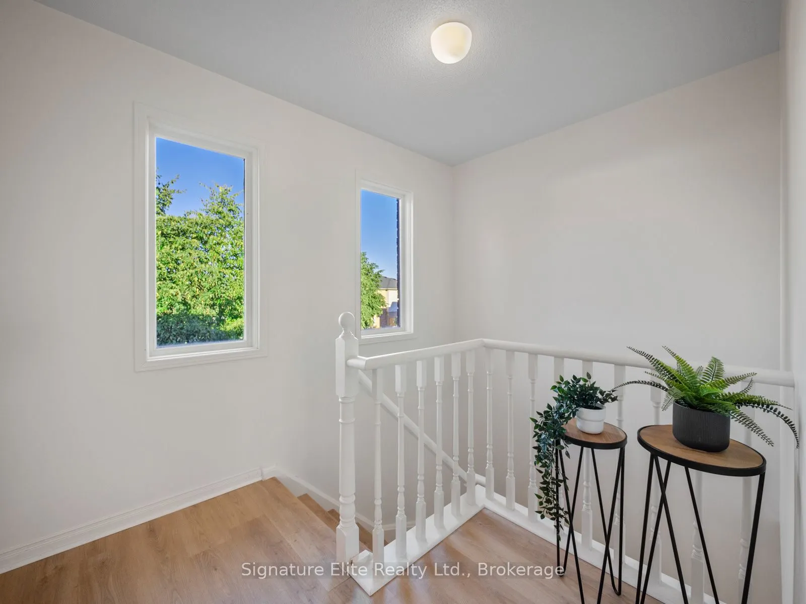 442 Levanna Lane