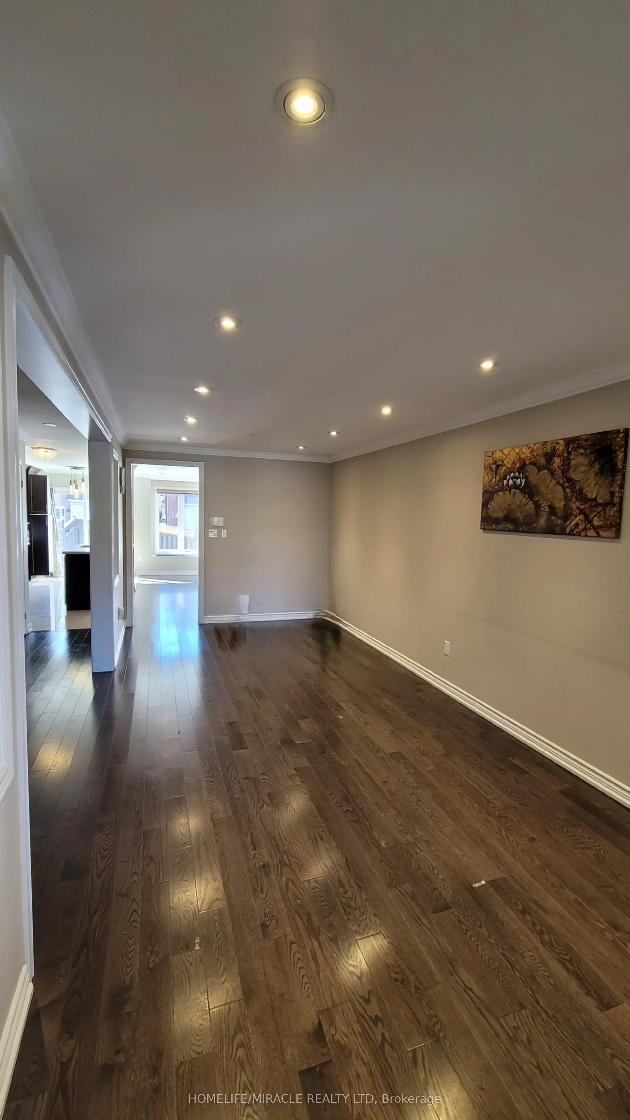 5794 Gant Crescent, #Upper Home