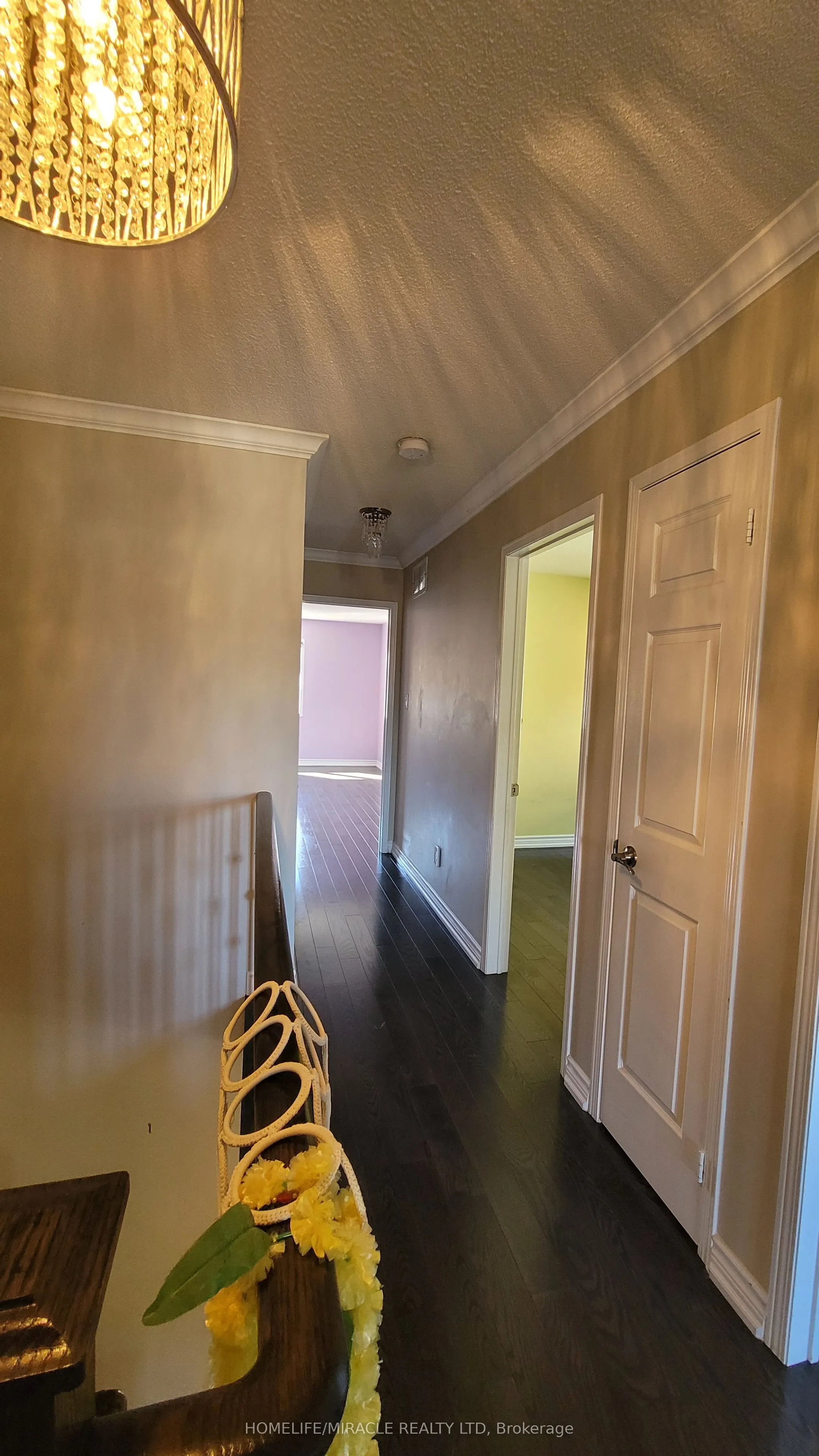 5794 Gant Crescent, #Upper Home