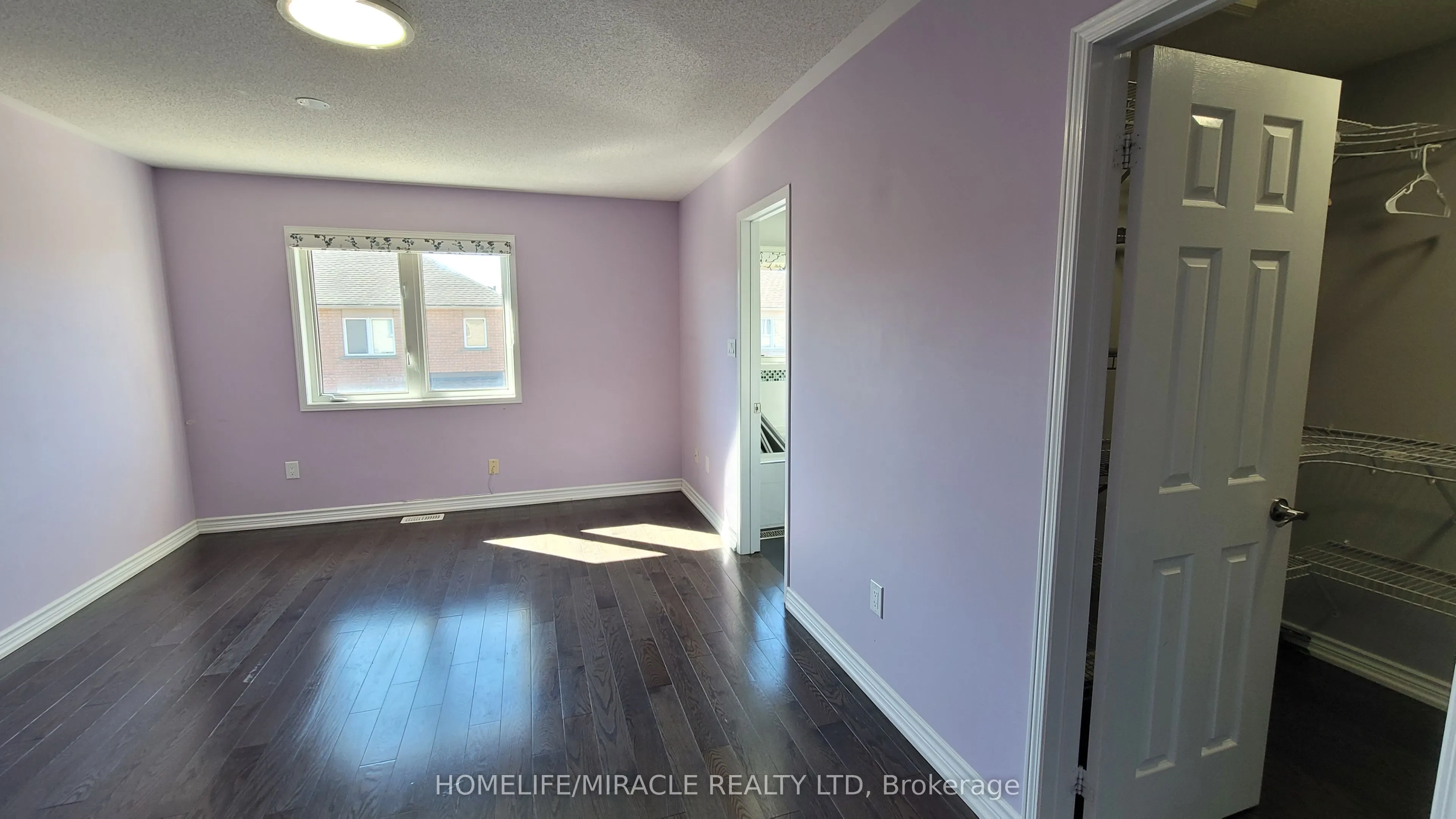 5794 Gant Crescent, #Upper Home
