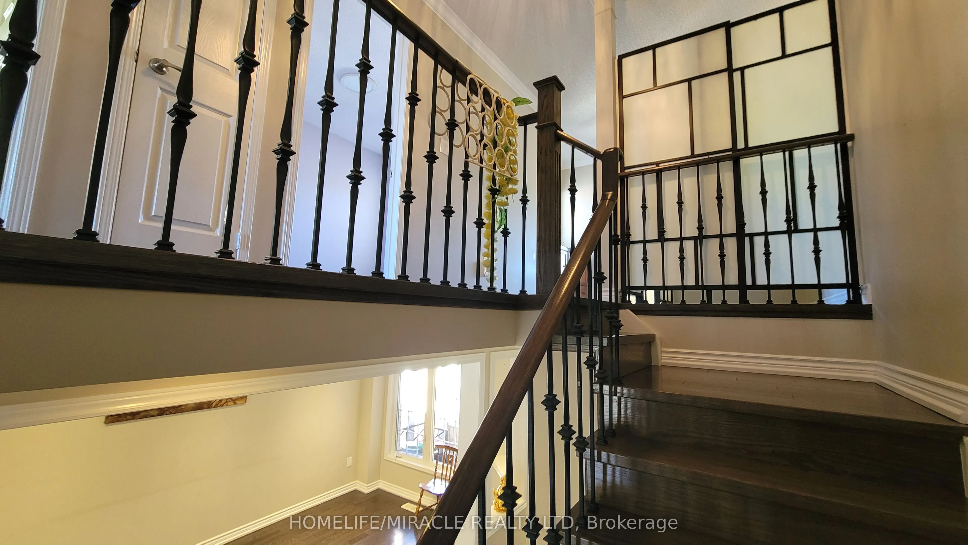 5794 Gant Crescent, #Upper Home