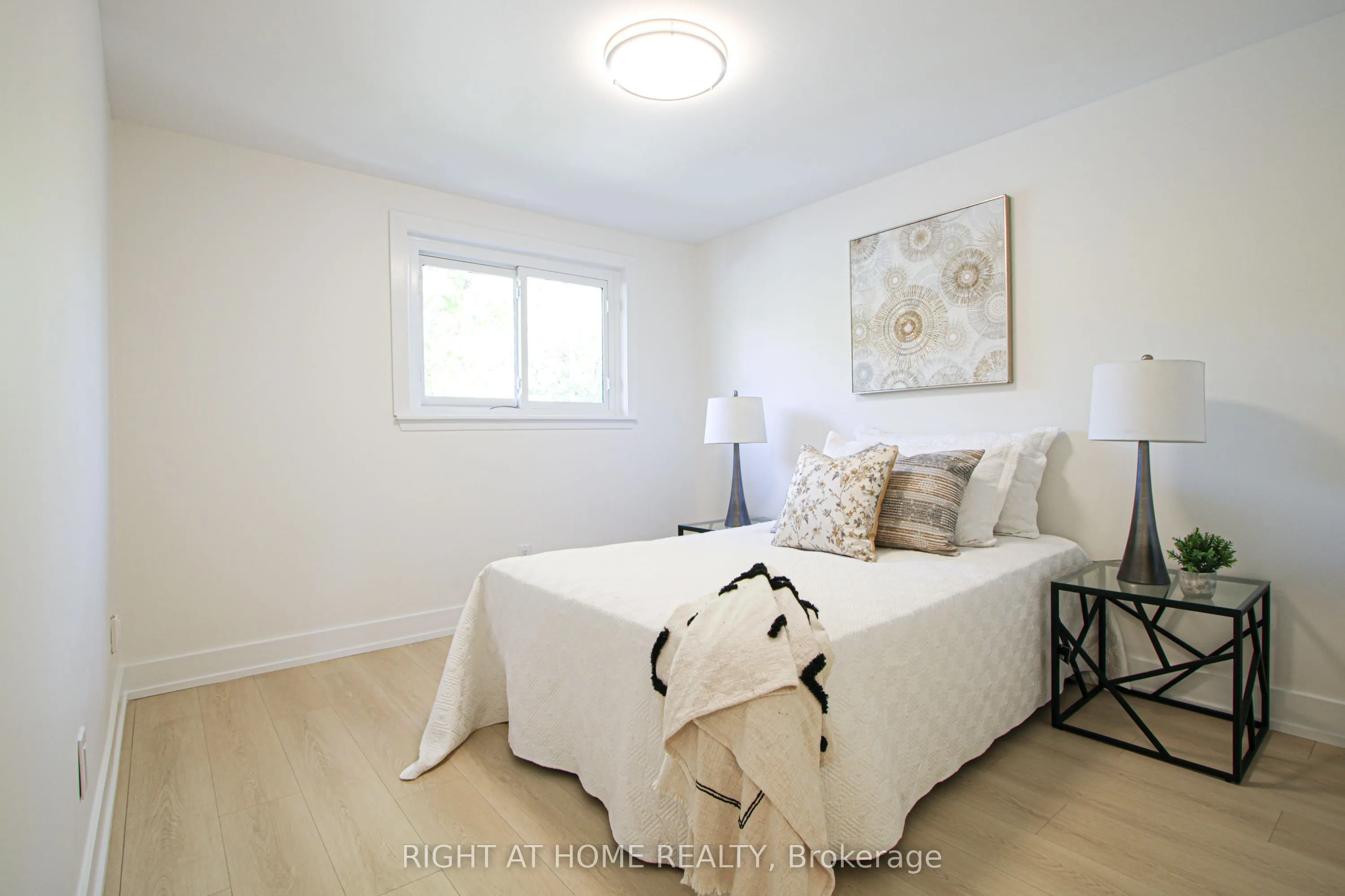 179 Archdekin Drive