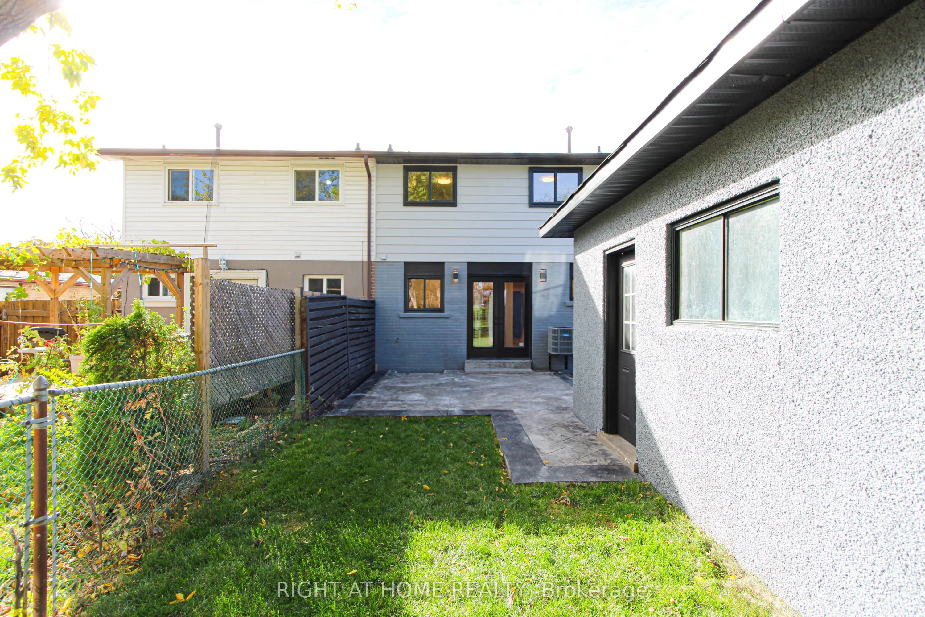 179 Archdekin Drive