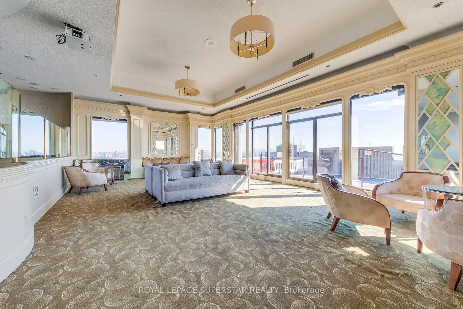 2045 Lakeshore Boulevard W, #2011