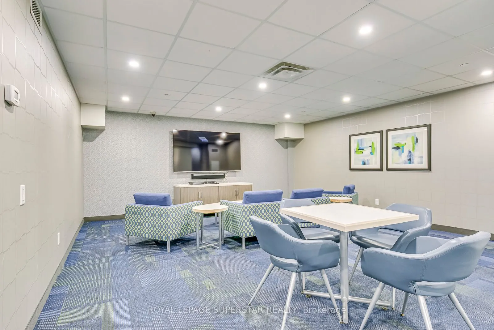2045 Lakeshore Boulevard W, #2011