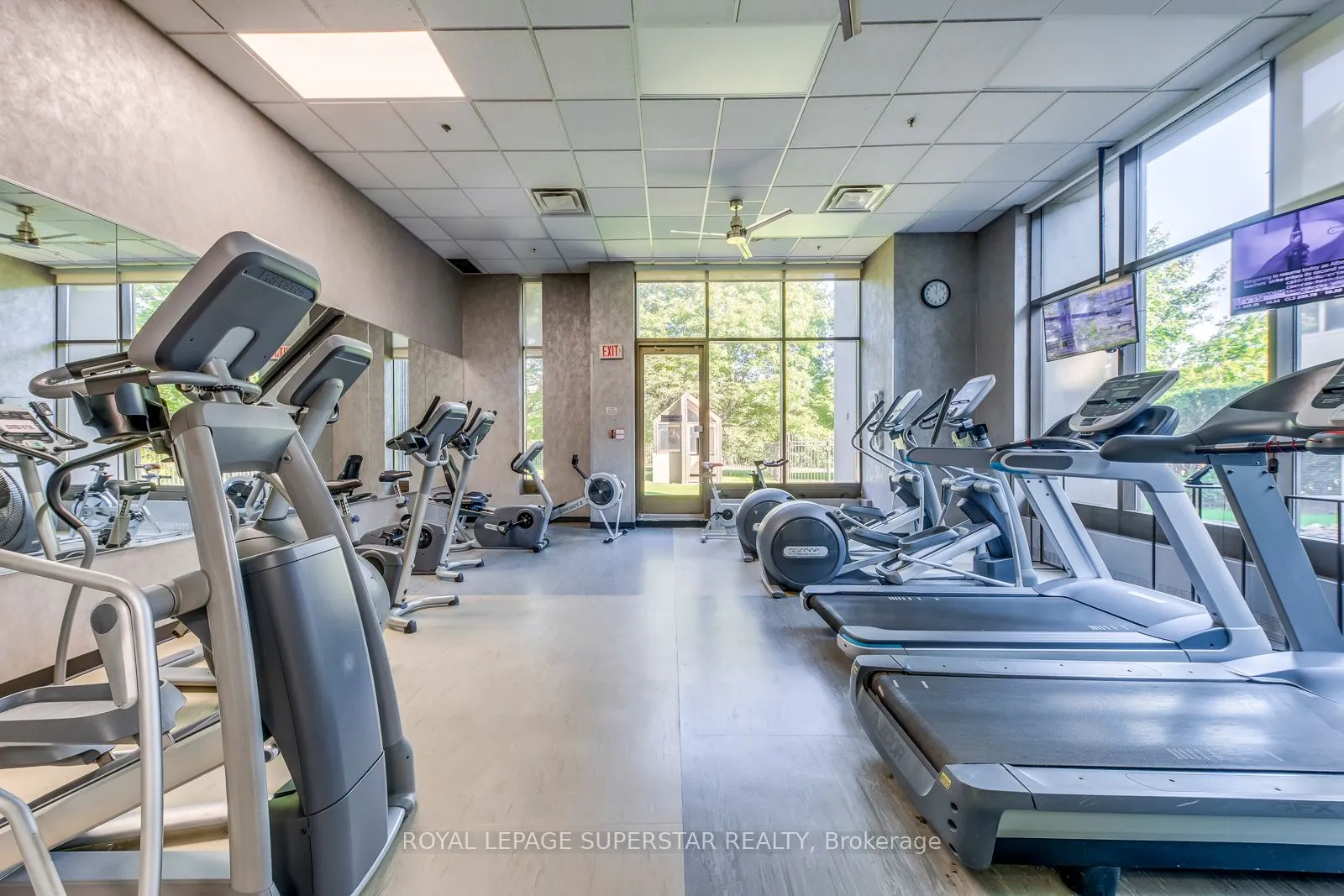 2045 Lakeshore Boulevard W, #2011