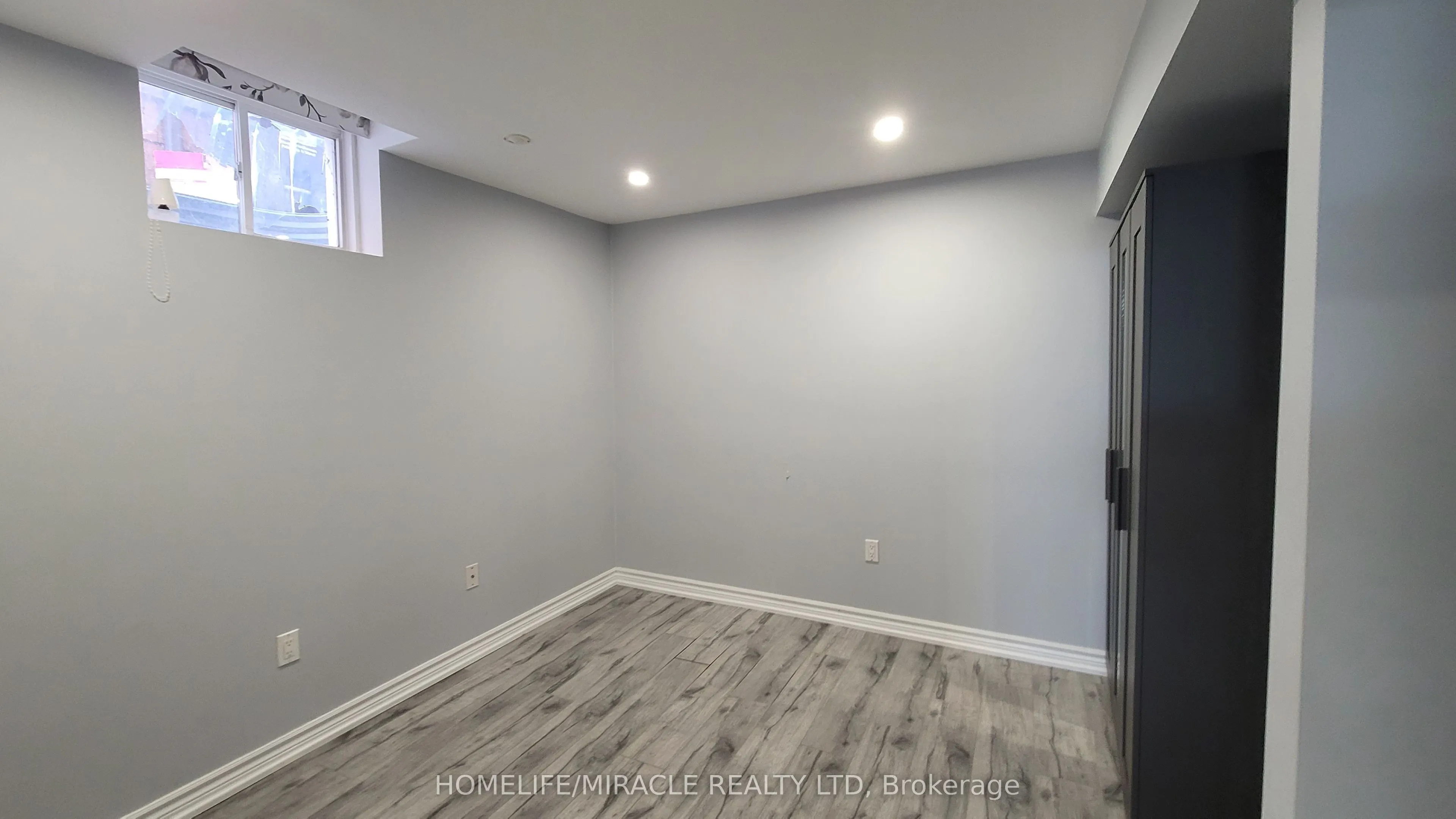 5794 Gant Crescent, #Basement