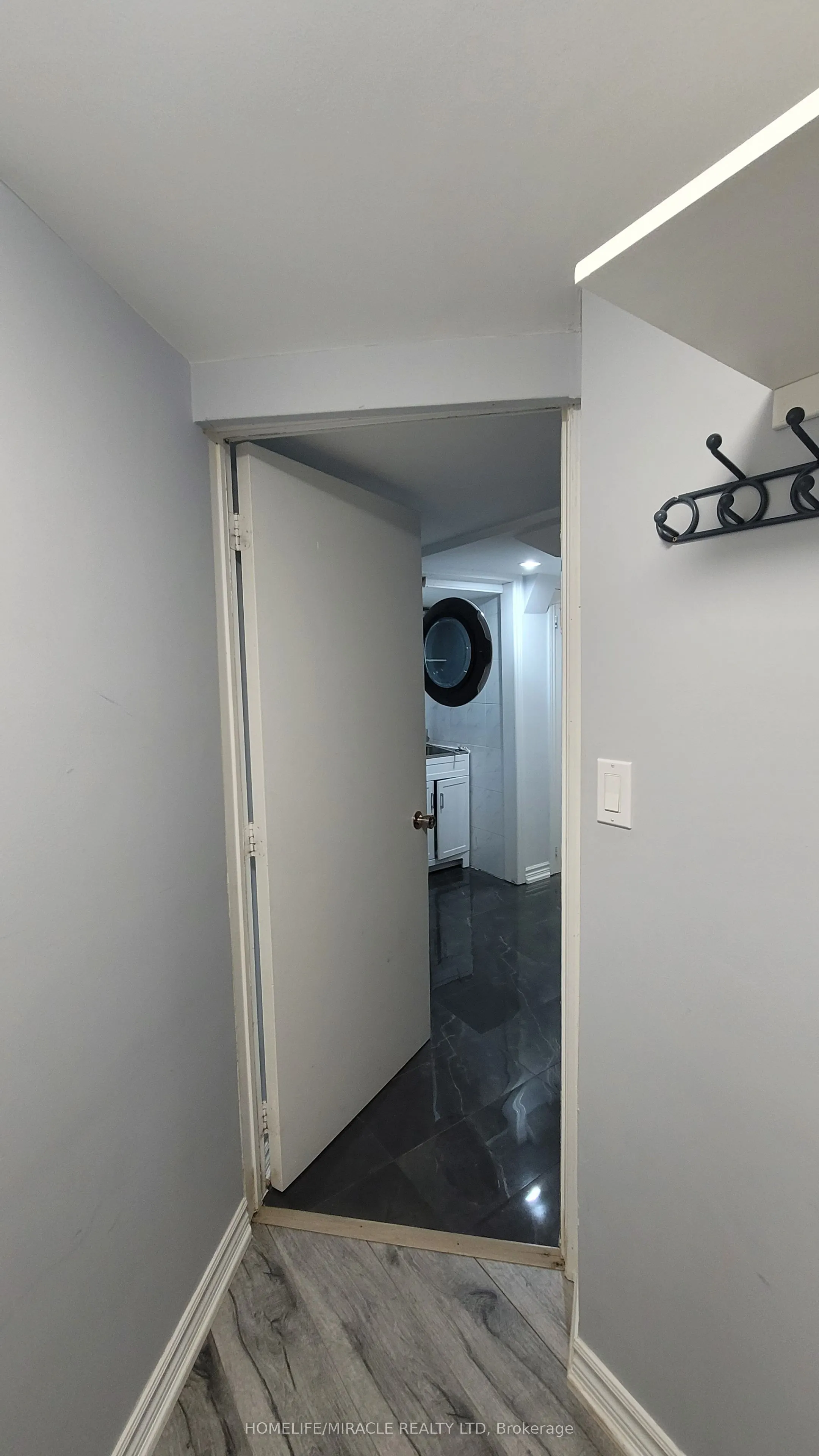 5794 Gant Crescent, #Basement