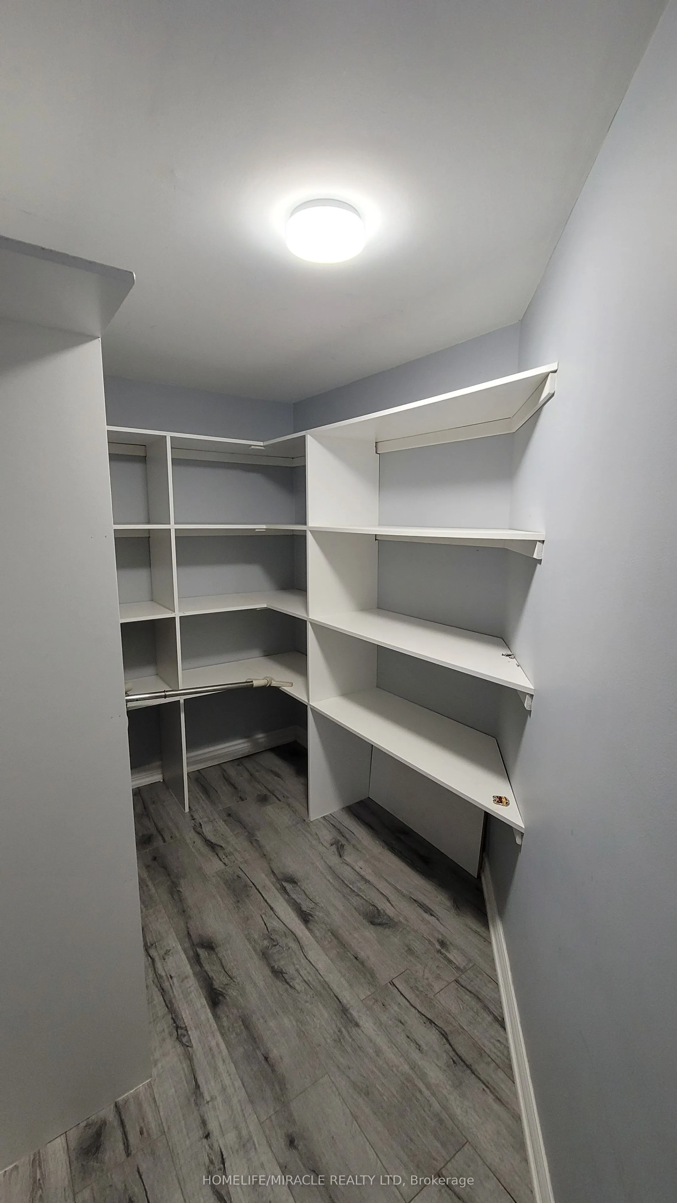 5794 Gant Crescent, #Basement