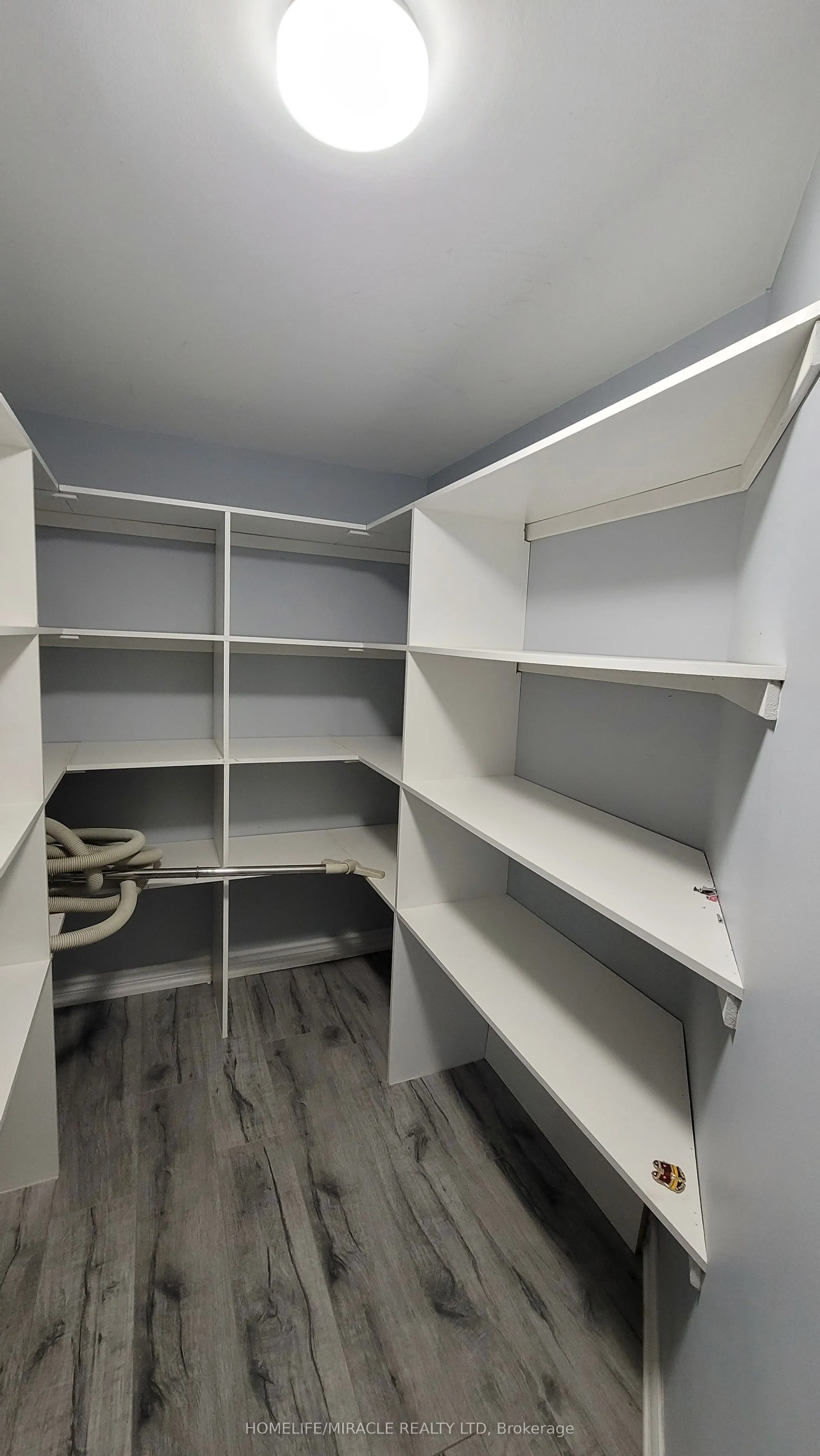 5794 Gant Crescent, #Basement
