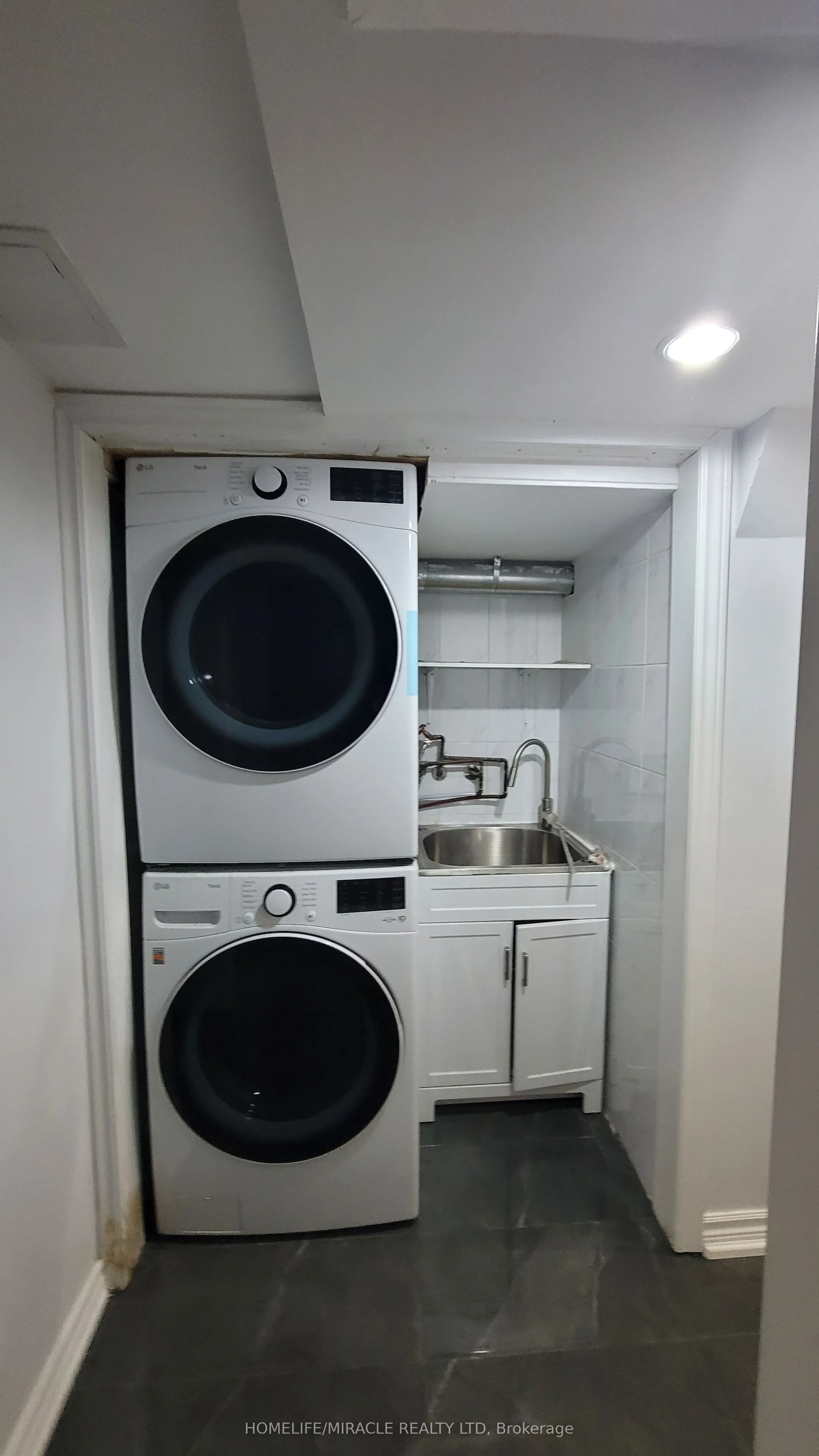 5794 Gant Crescent, #Basement