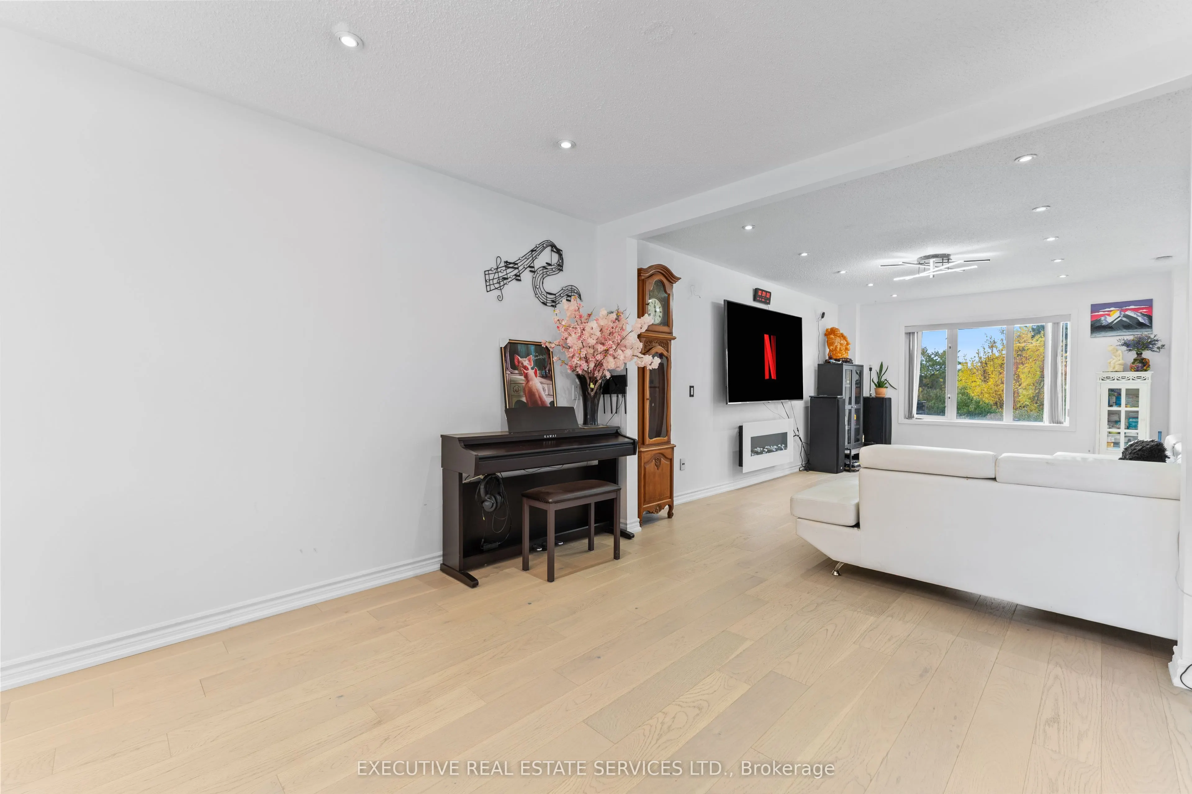 73 Woodvalley Drive