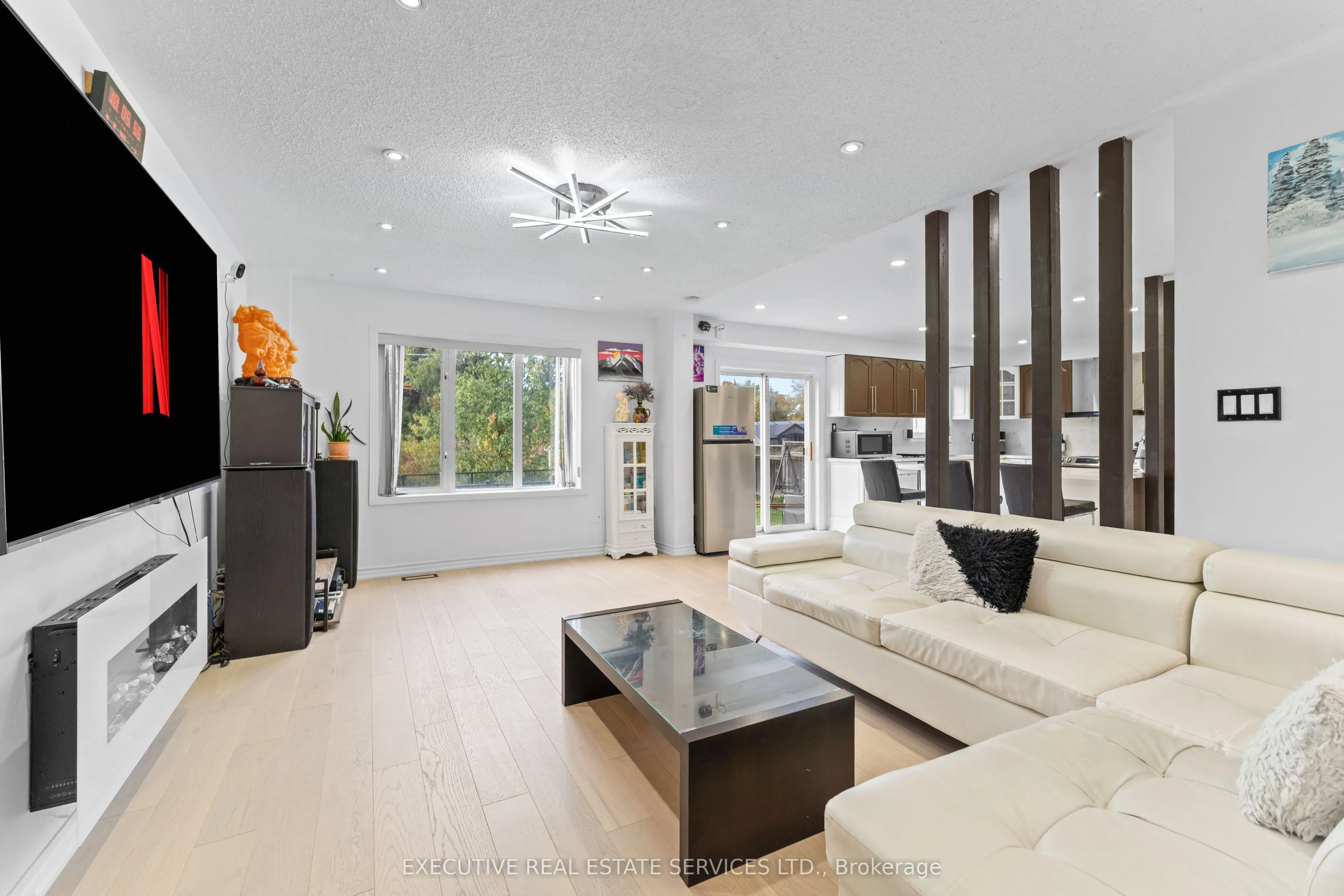 73 Woodvalley Drive
