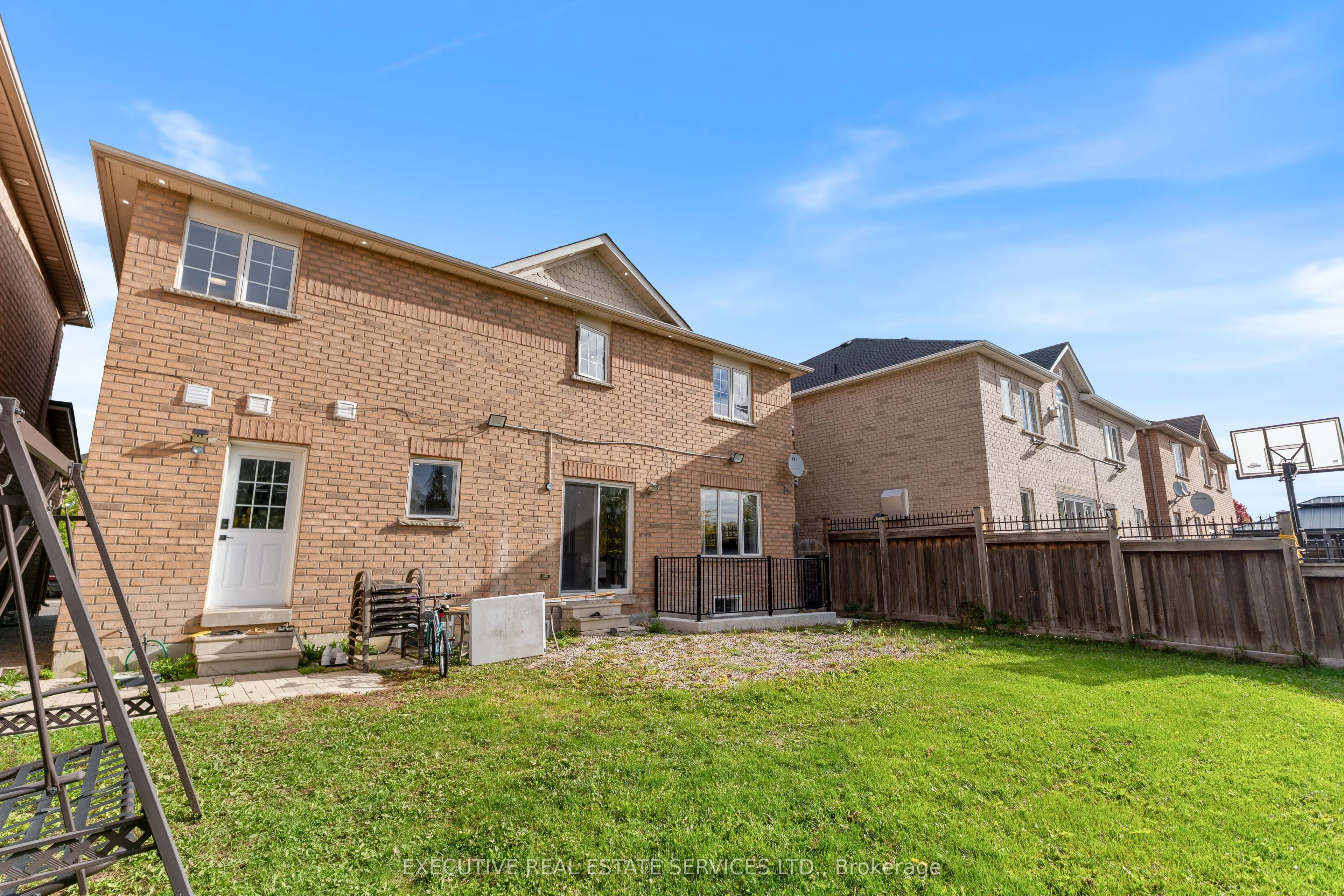 73 Woodvalley Drive