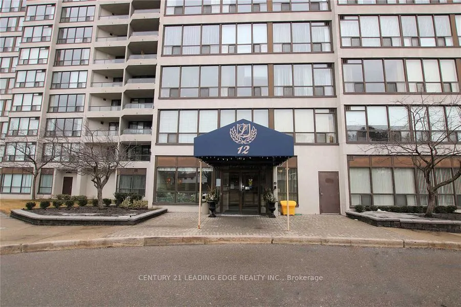 12 Laurelcrest Street, #305