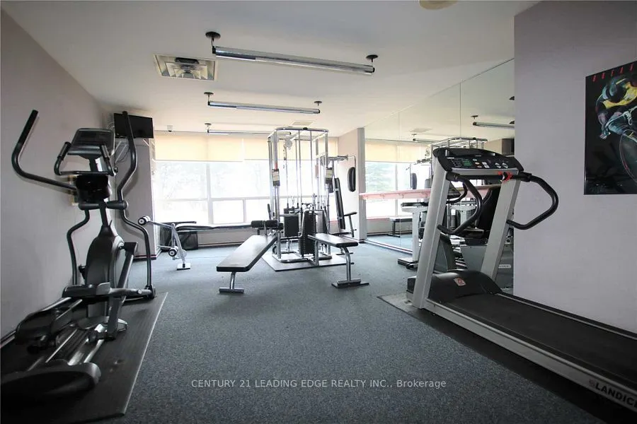 12 Laurelcrest Street, #305