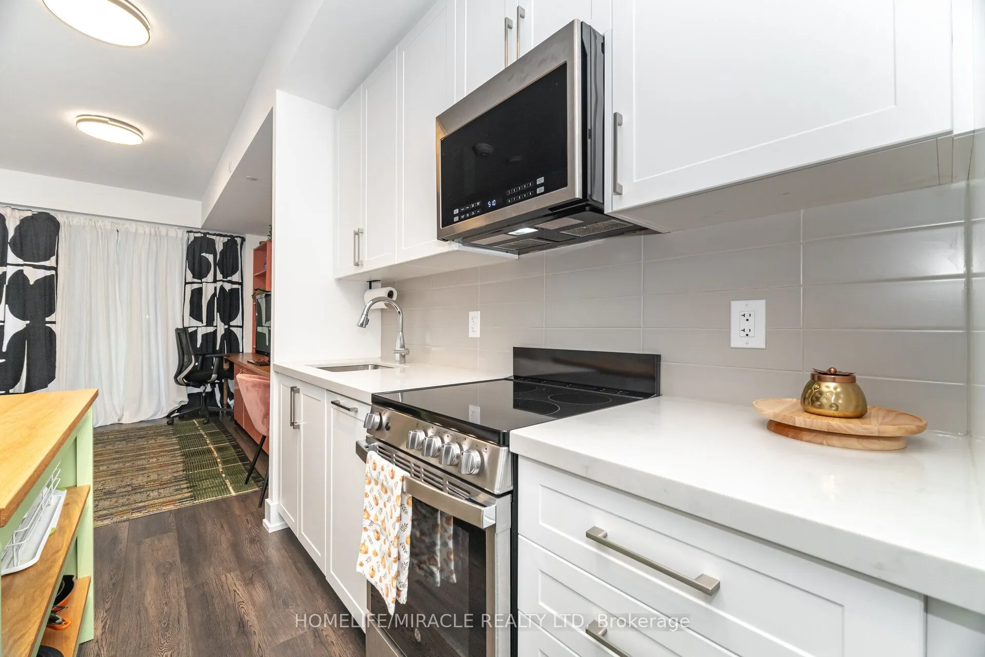 2450 Old Bronte Road, #351