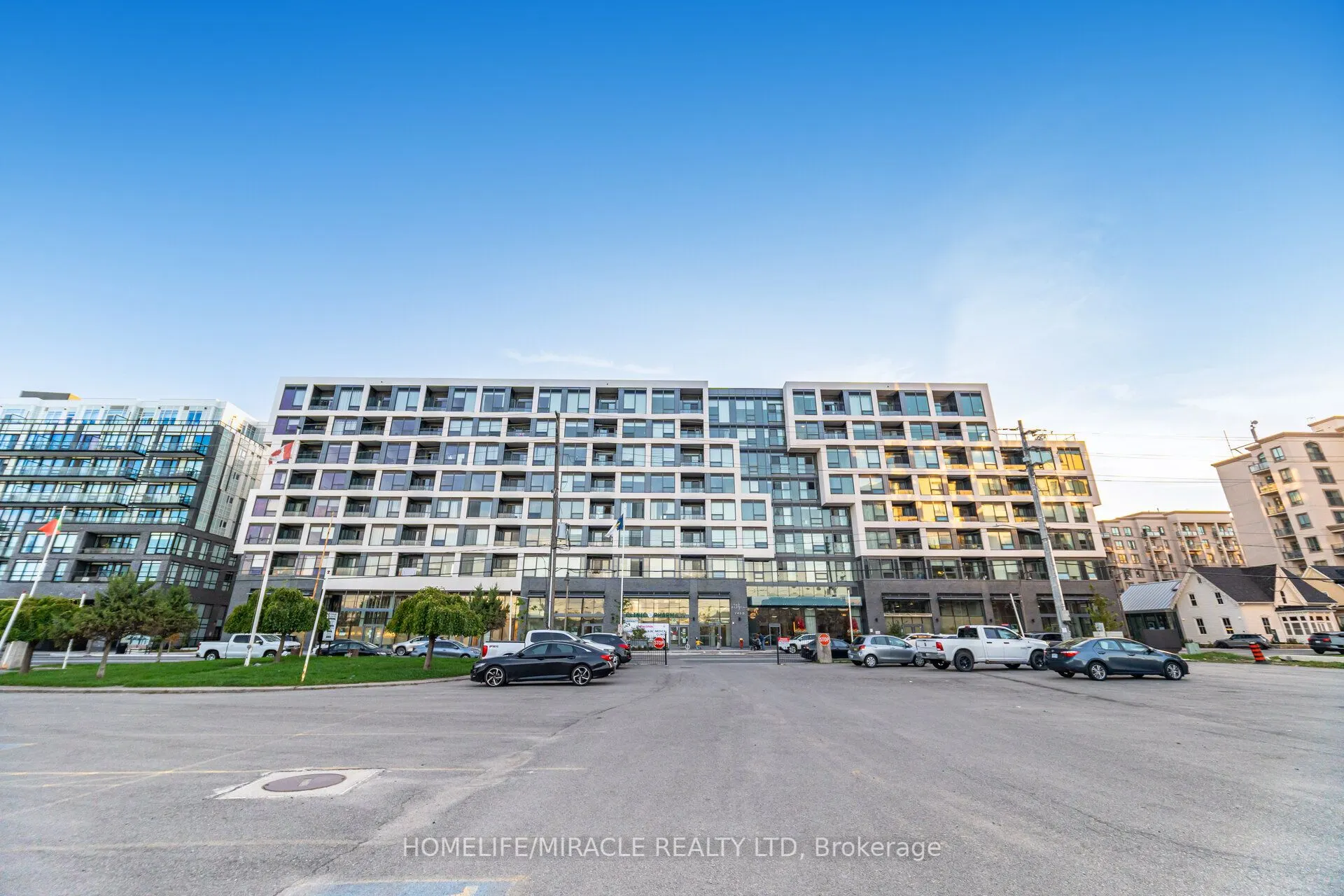 2450 Old Bronte Road, #351