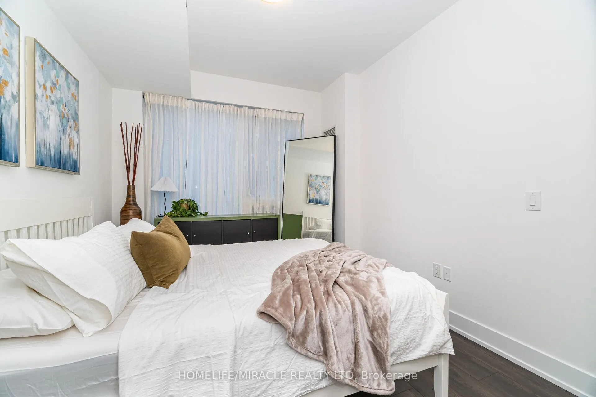 2450 Old Bronte Road, #351